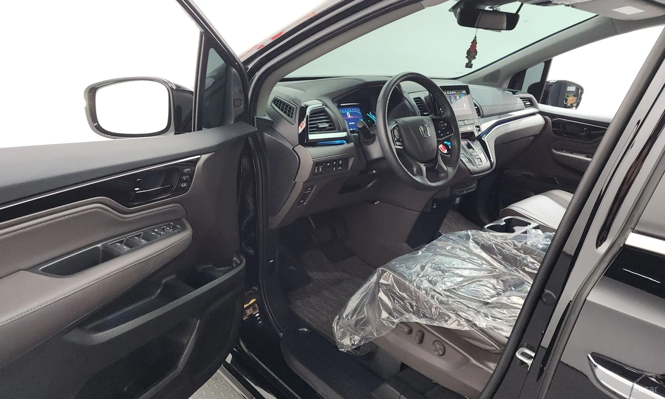 Honda Odyssey превью 10