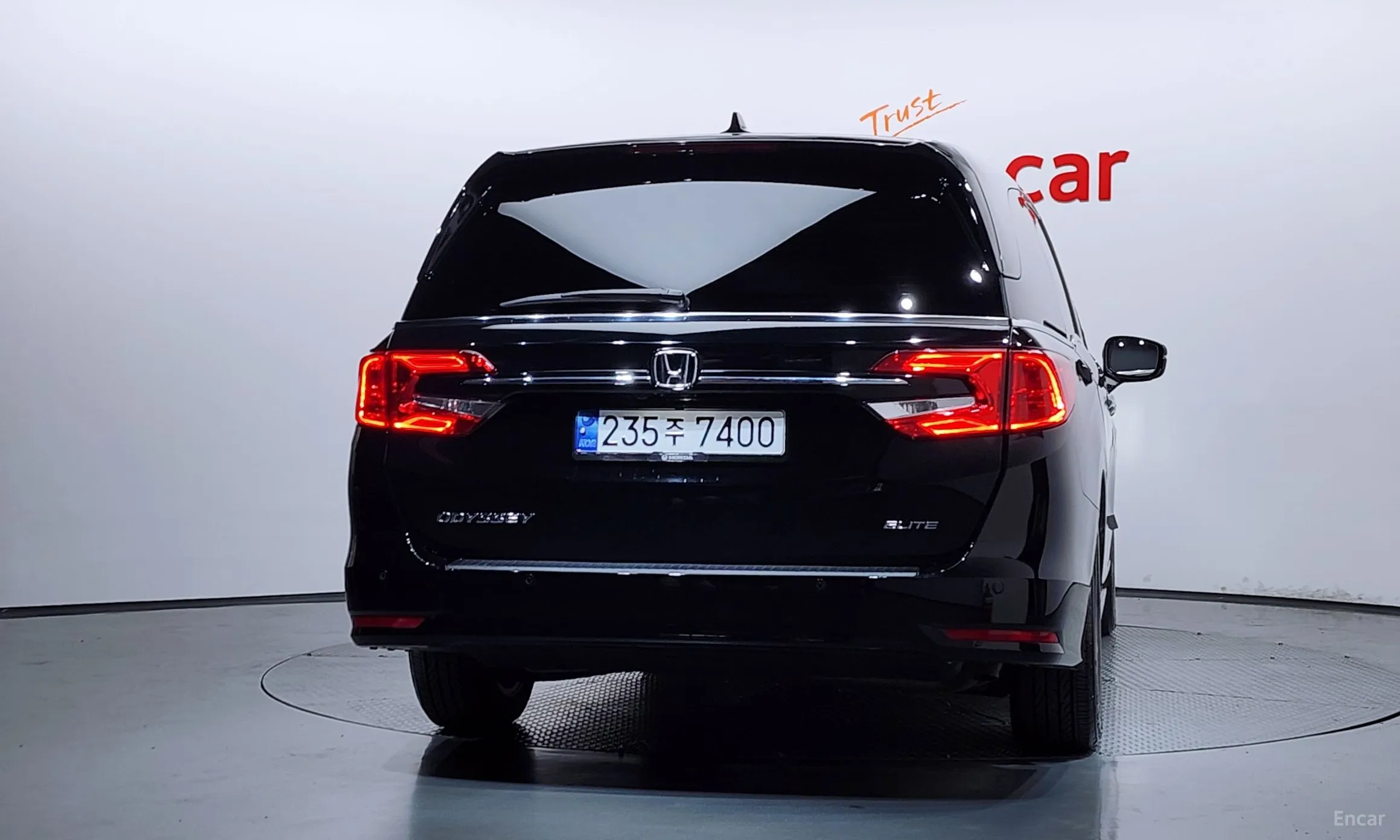 Honda Odyssey превью 4