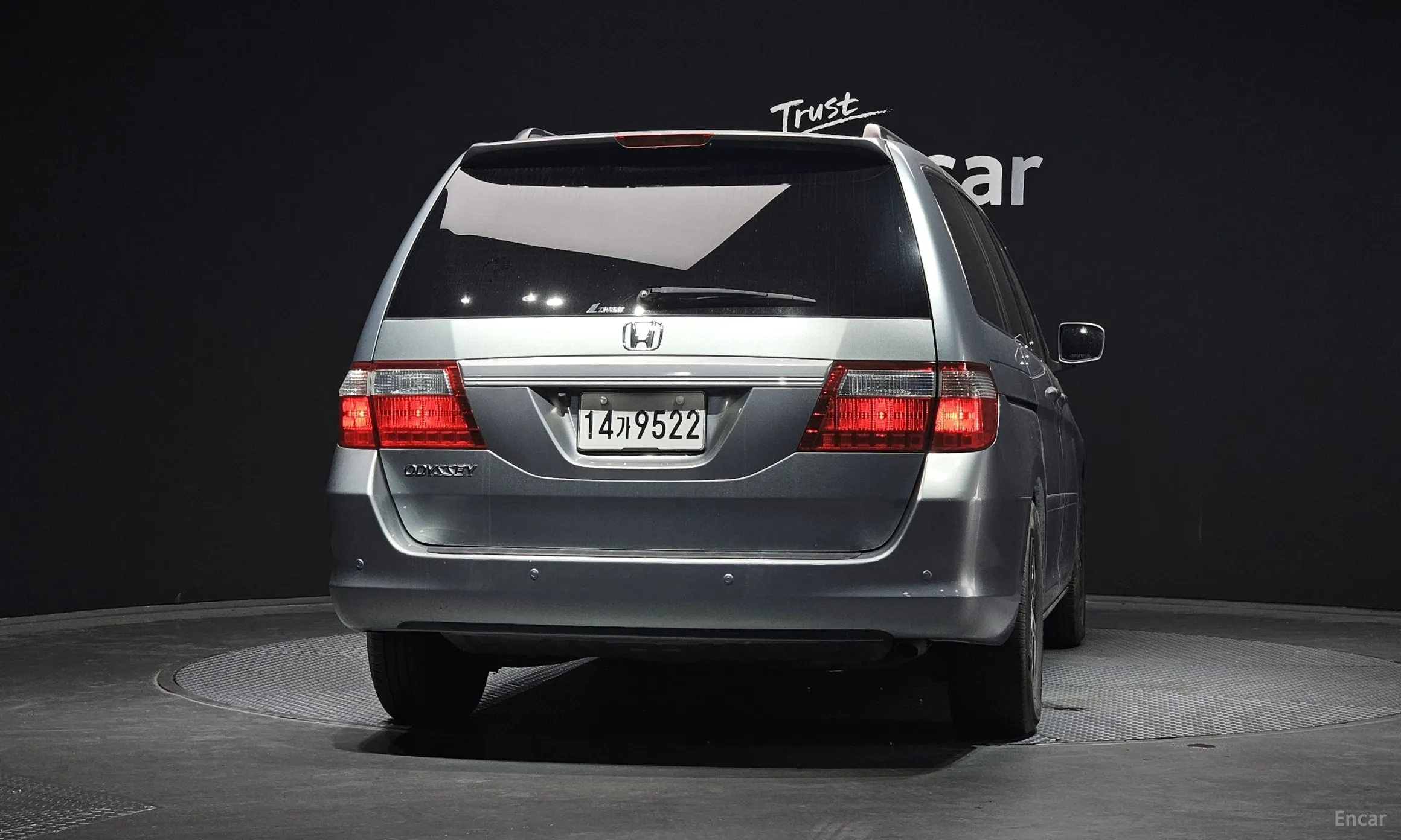Honda Odyssey превью 4