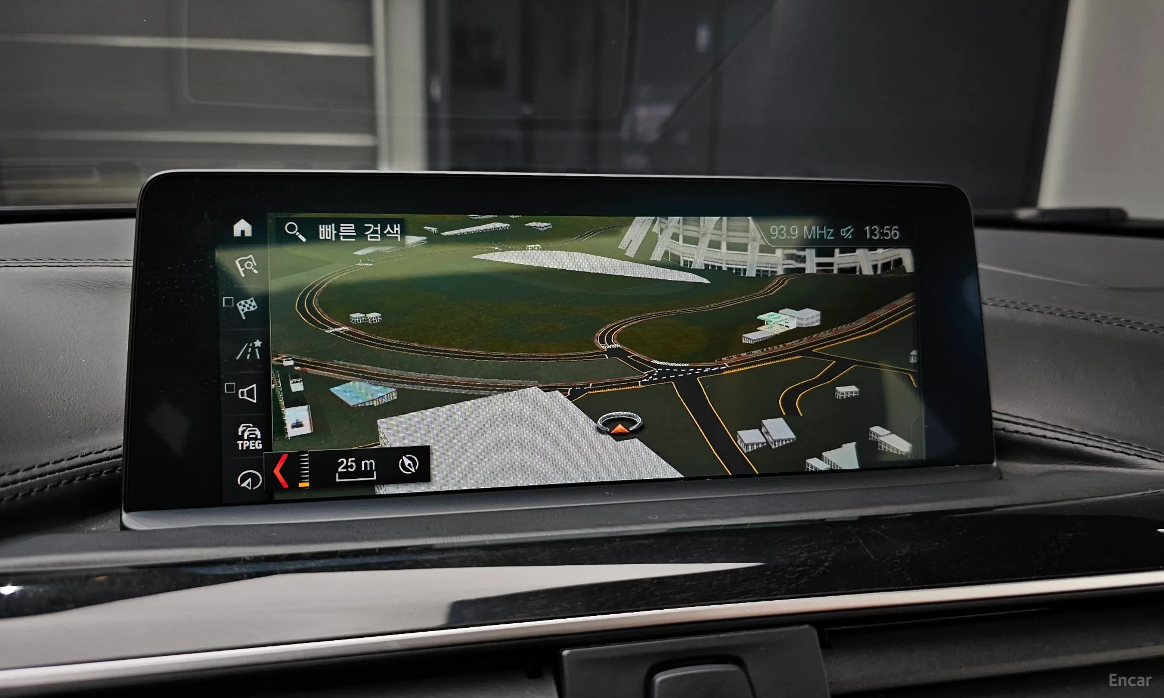 BMW Series 4 (F32) превью 13