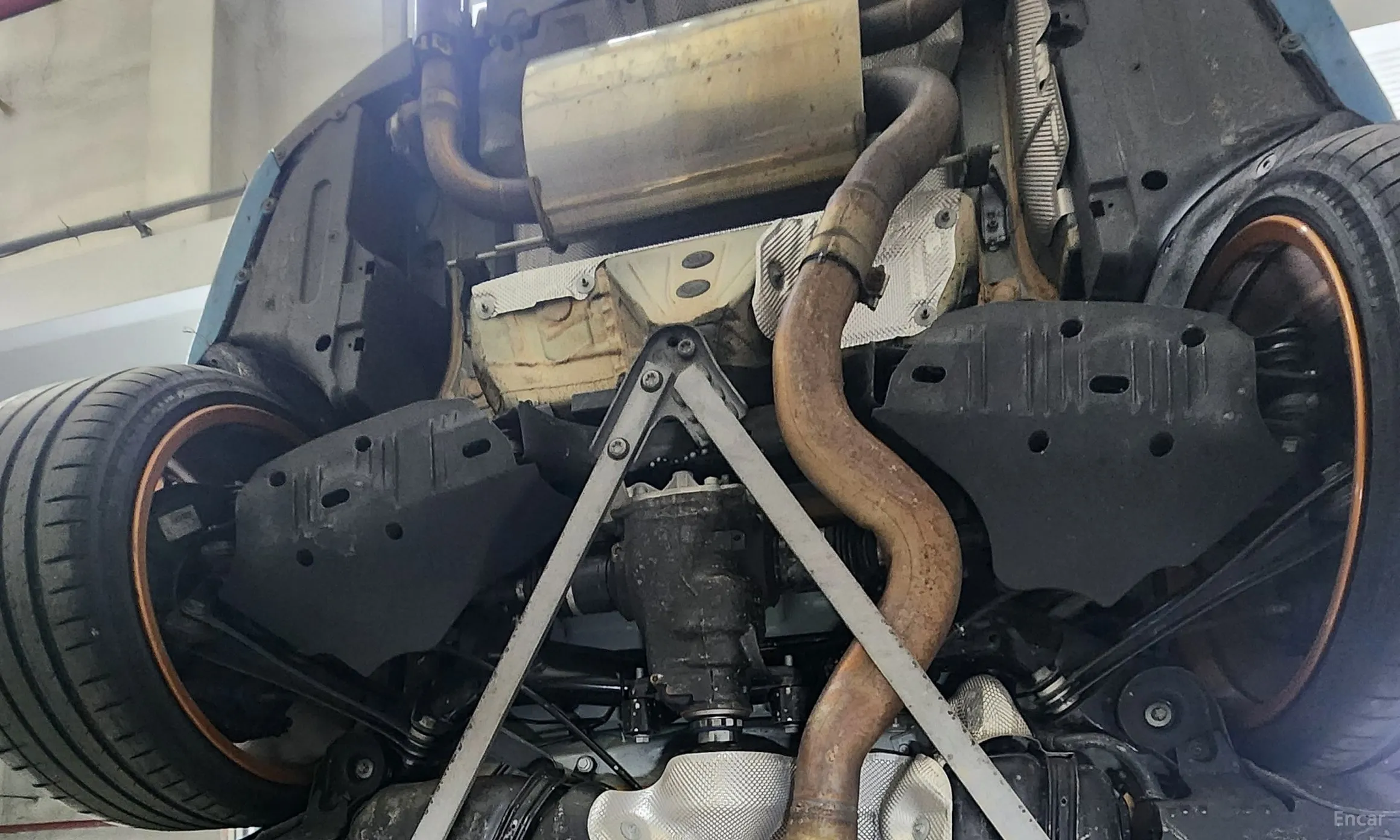BMW Series 4 (F32) превью 13