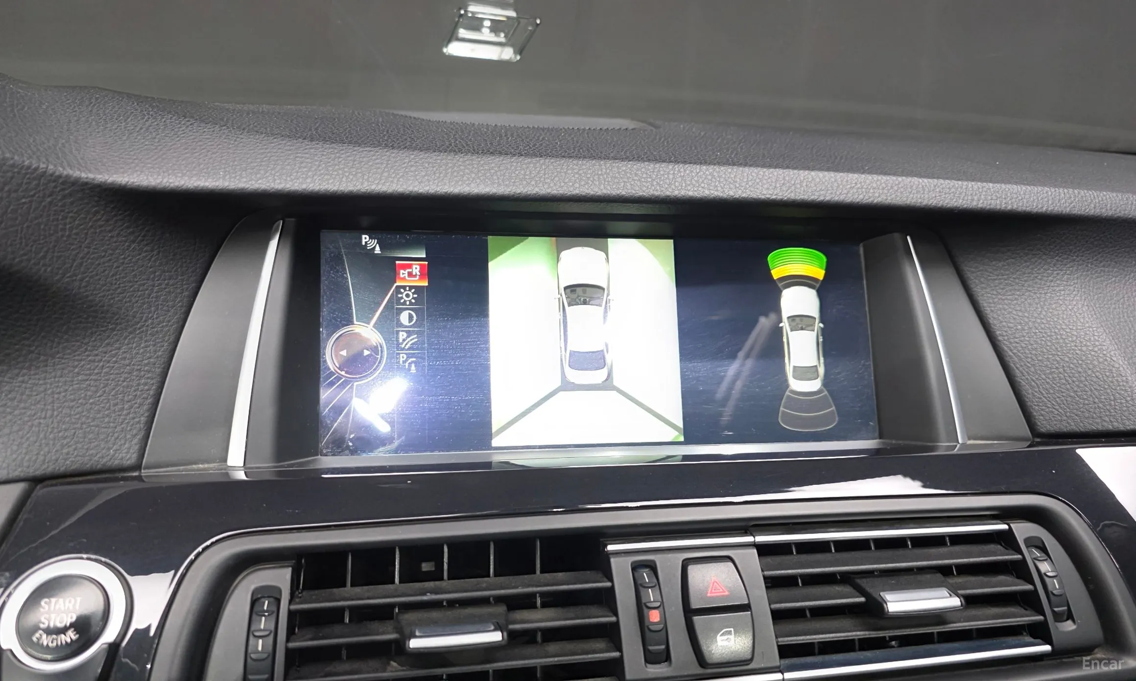 BMW 5 Series (F10) превью 17
