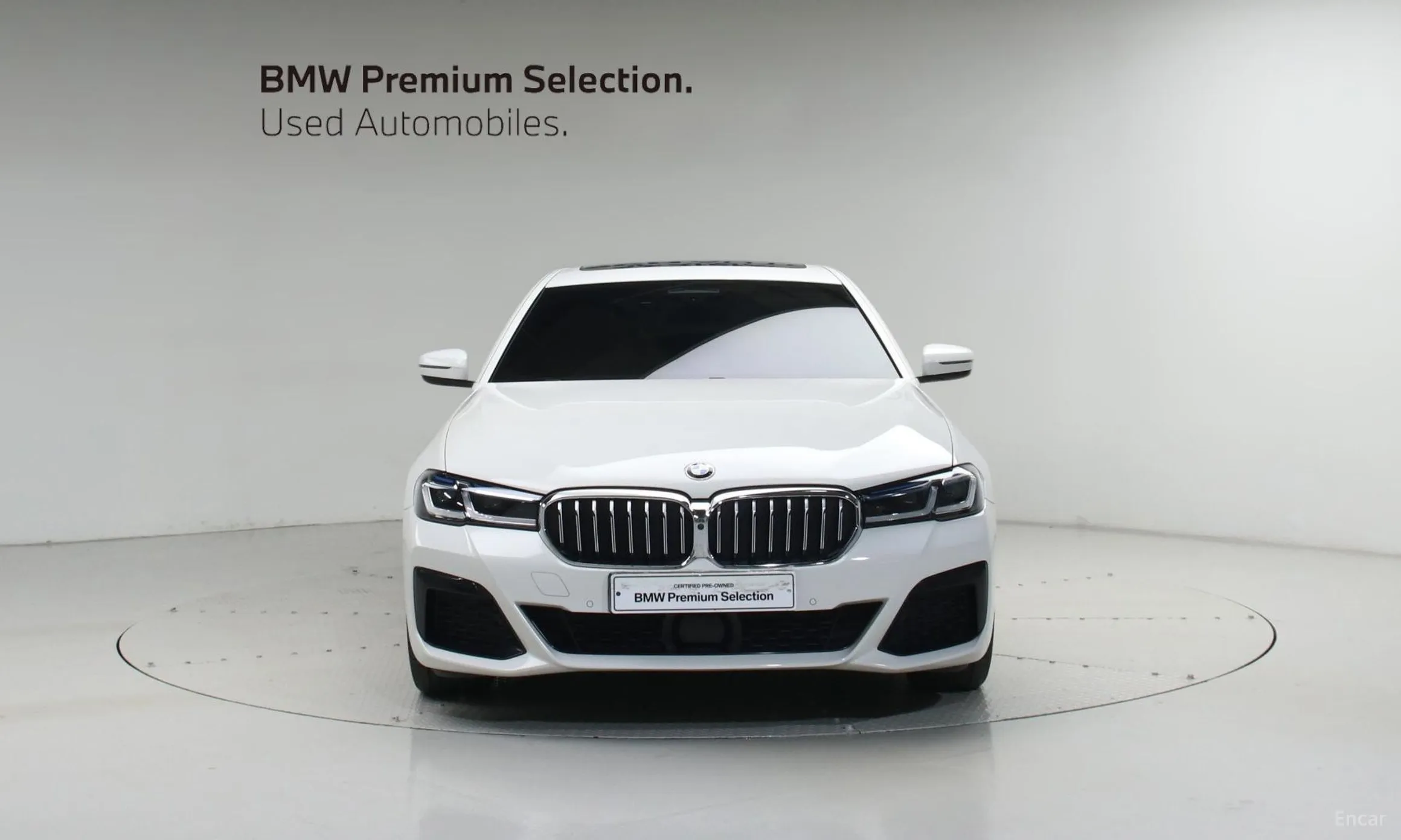 BMW 5 Series (G30) превью 3