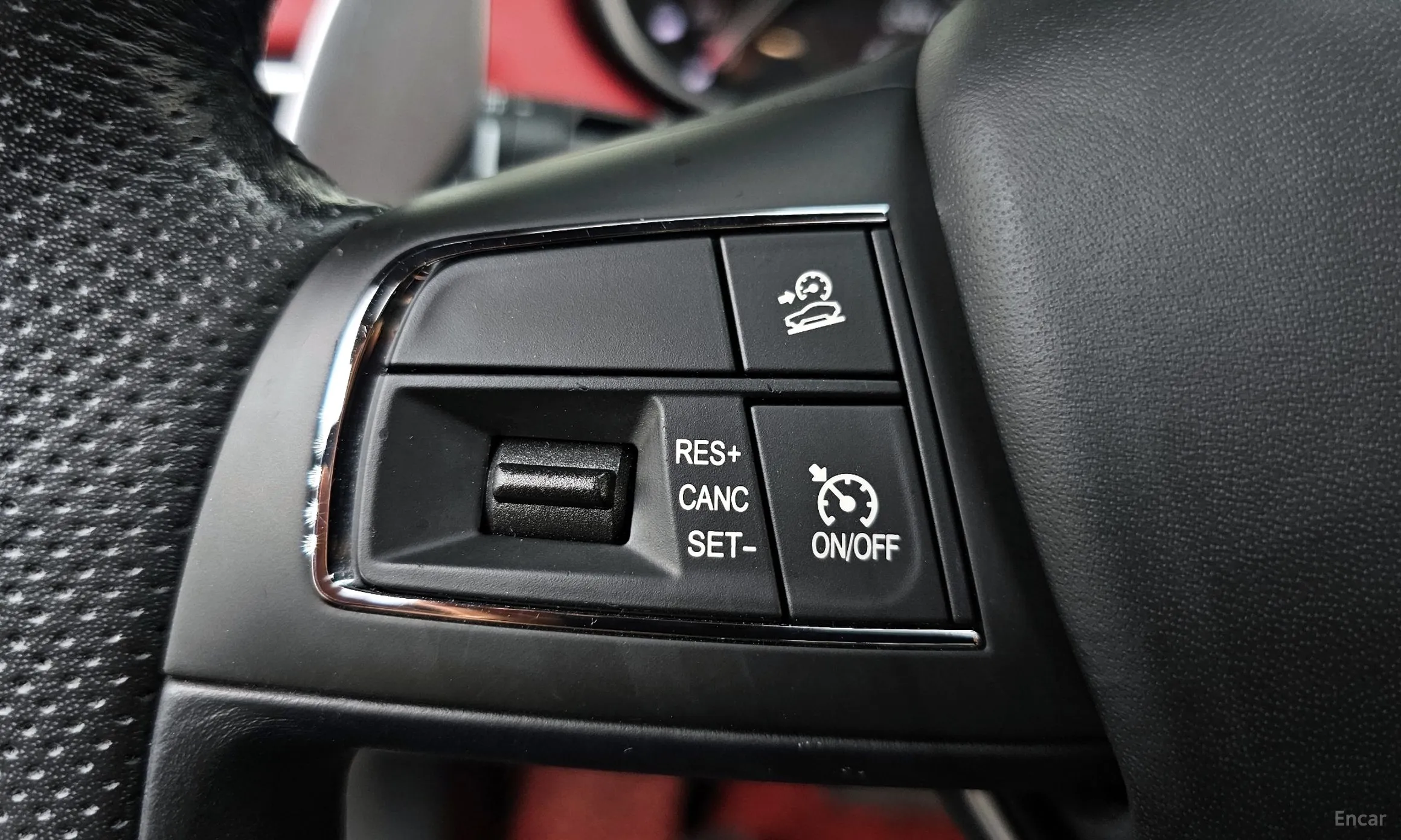 Maserati Levante превью 16