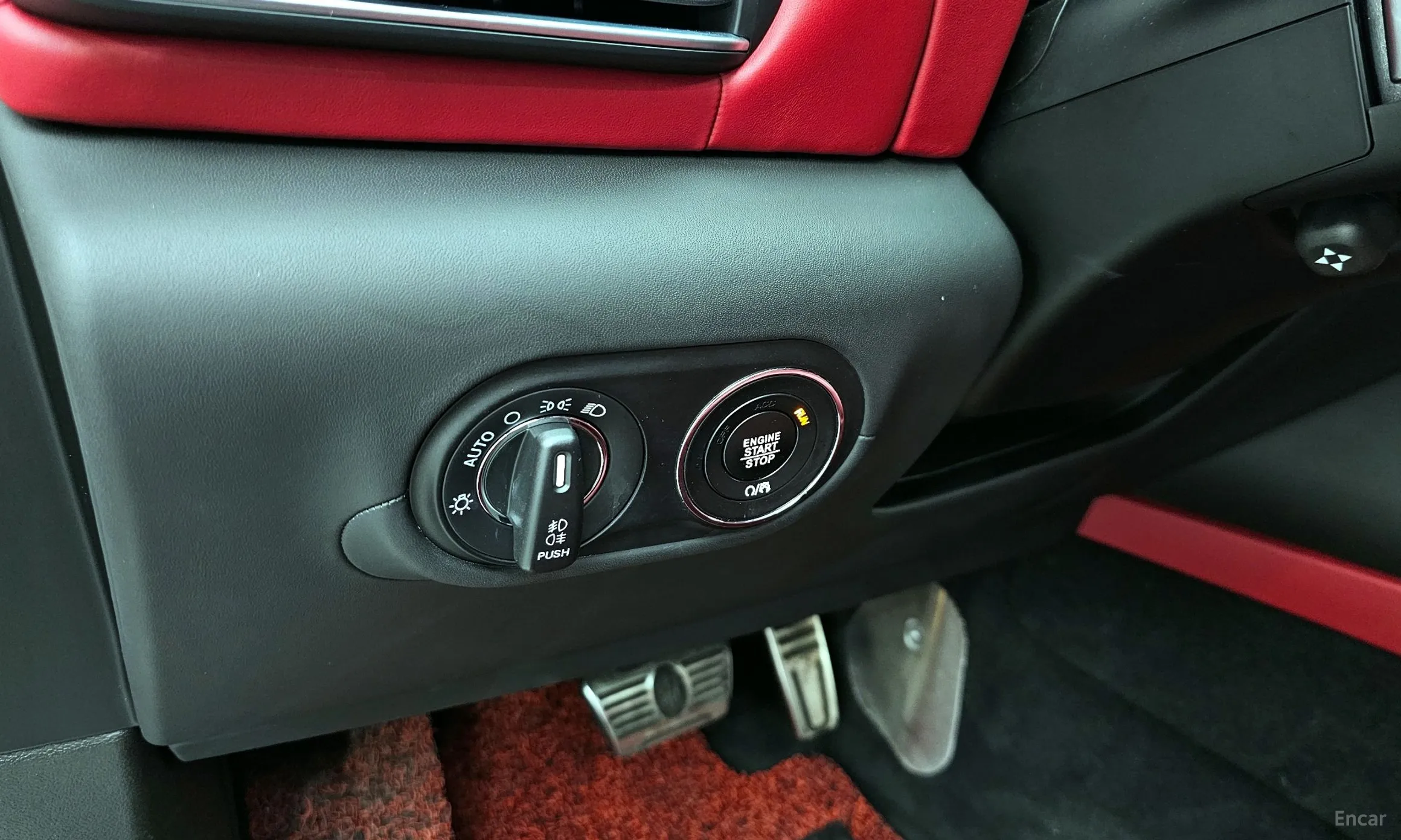 Maserati Levante превью 19