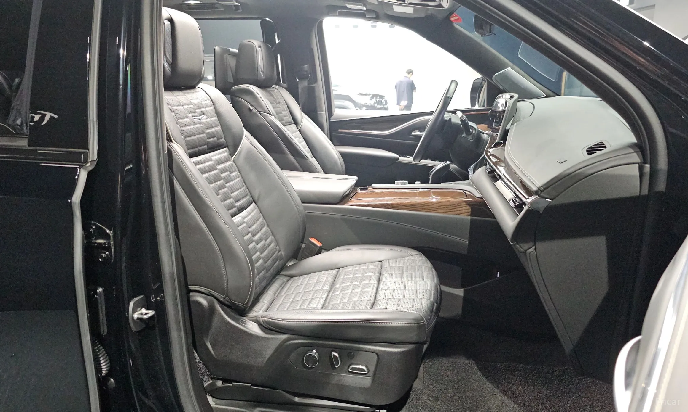 Cadillac Escalade 5th Generation превью 12