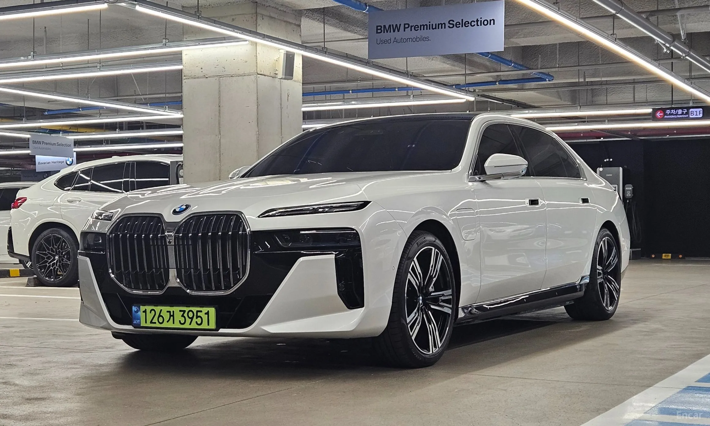 BMW 7 Series (G70)