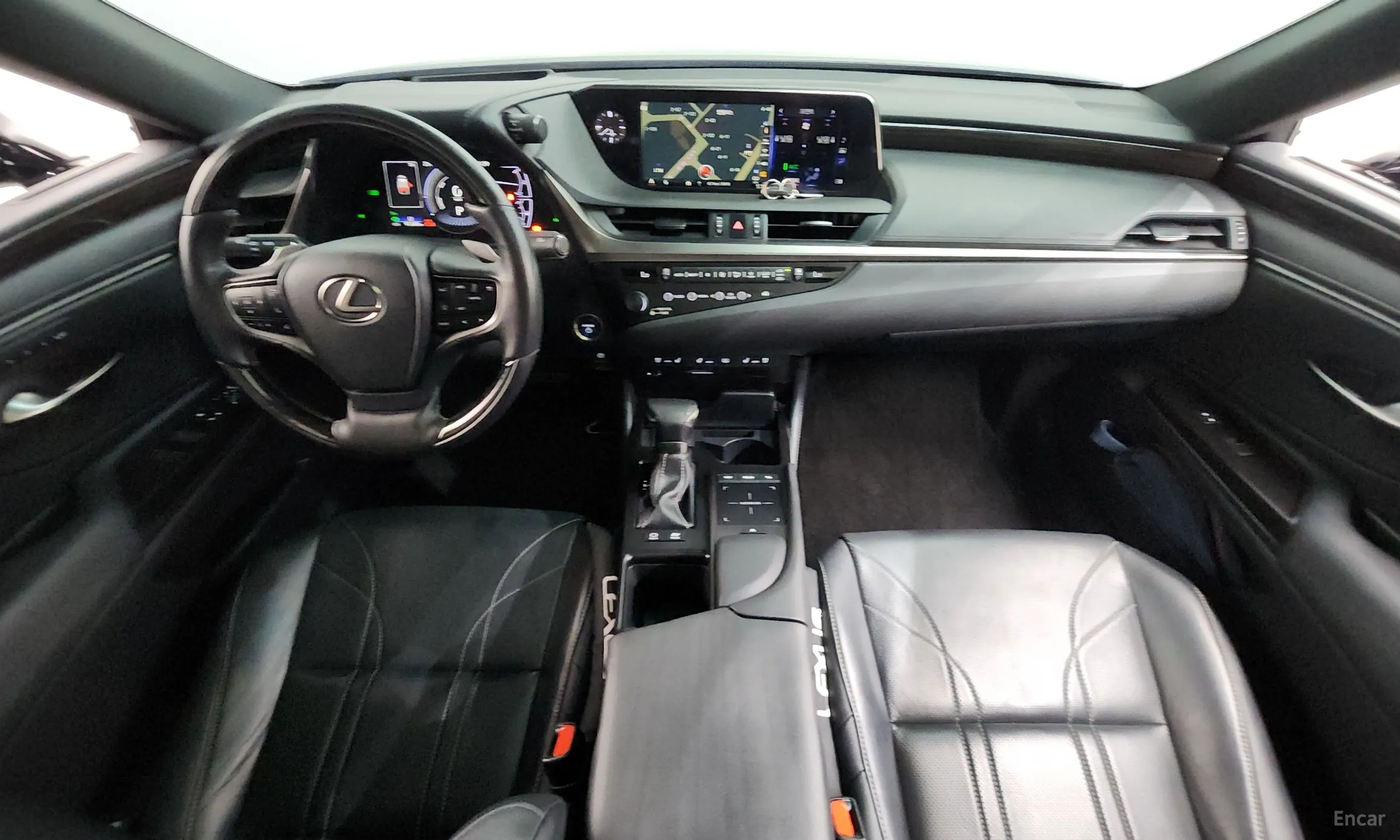 Lexus ES300h 7th Generation превью 7