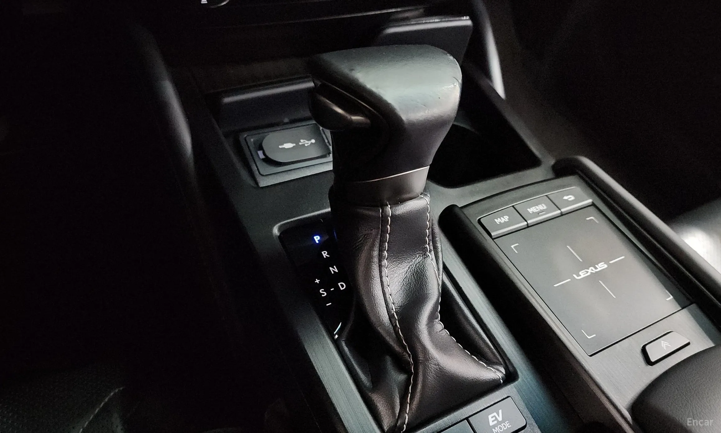 Lexus ES300h 7th Generation превью 9