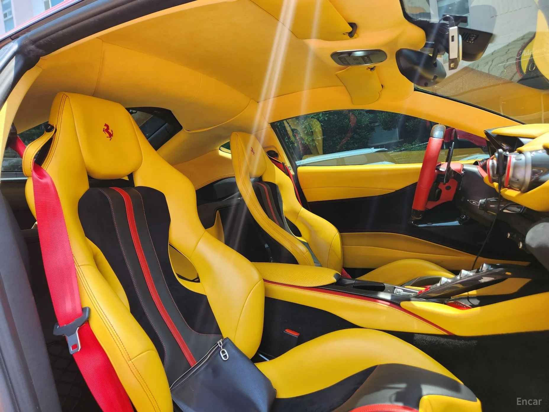 Ferrari 812 Superfast превью 12