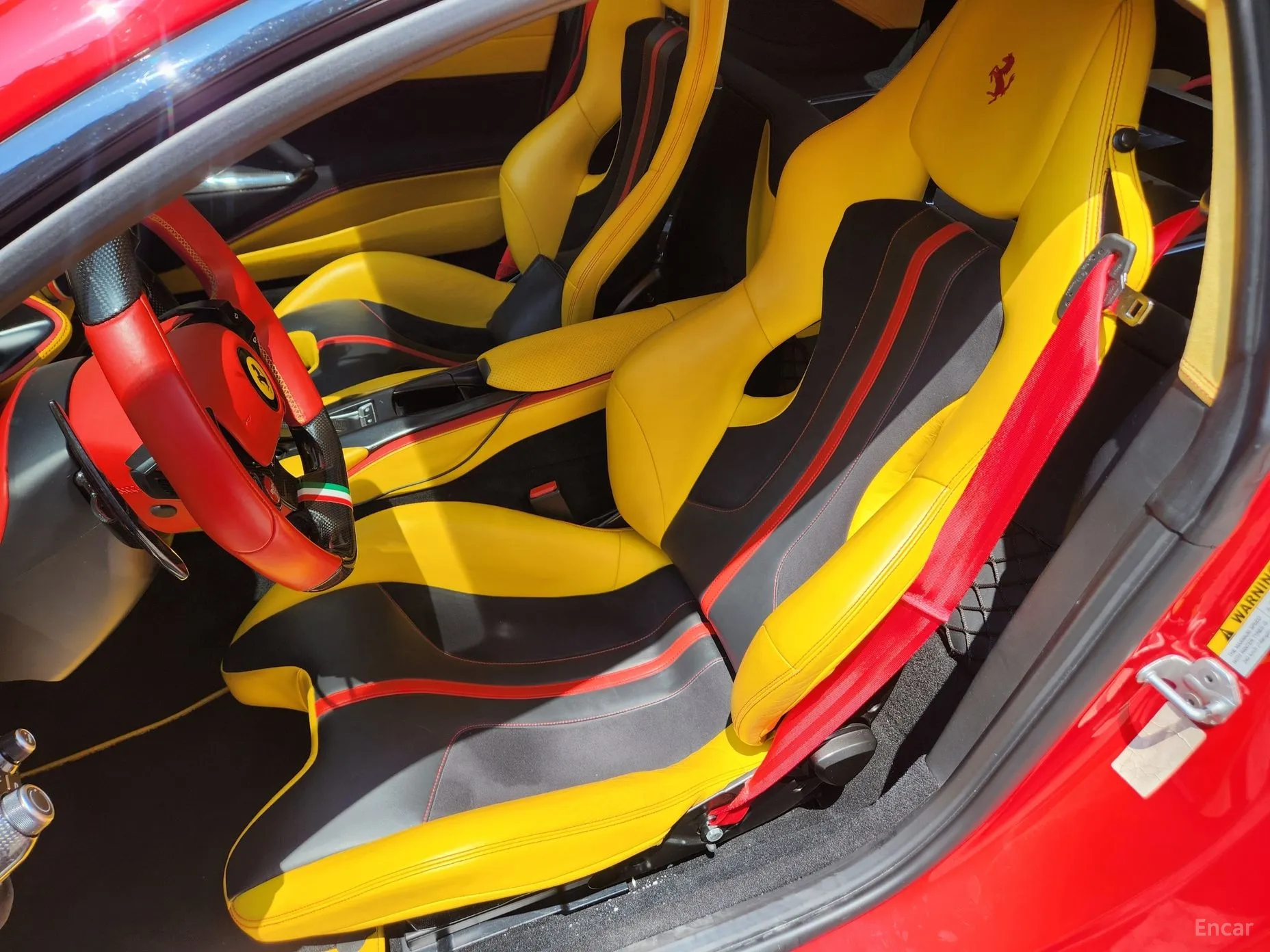 Ferrari 812 Superfast превью 15