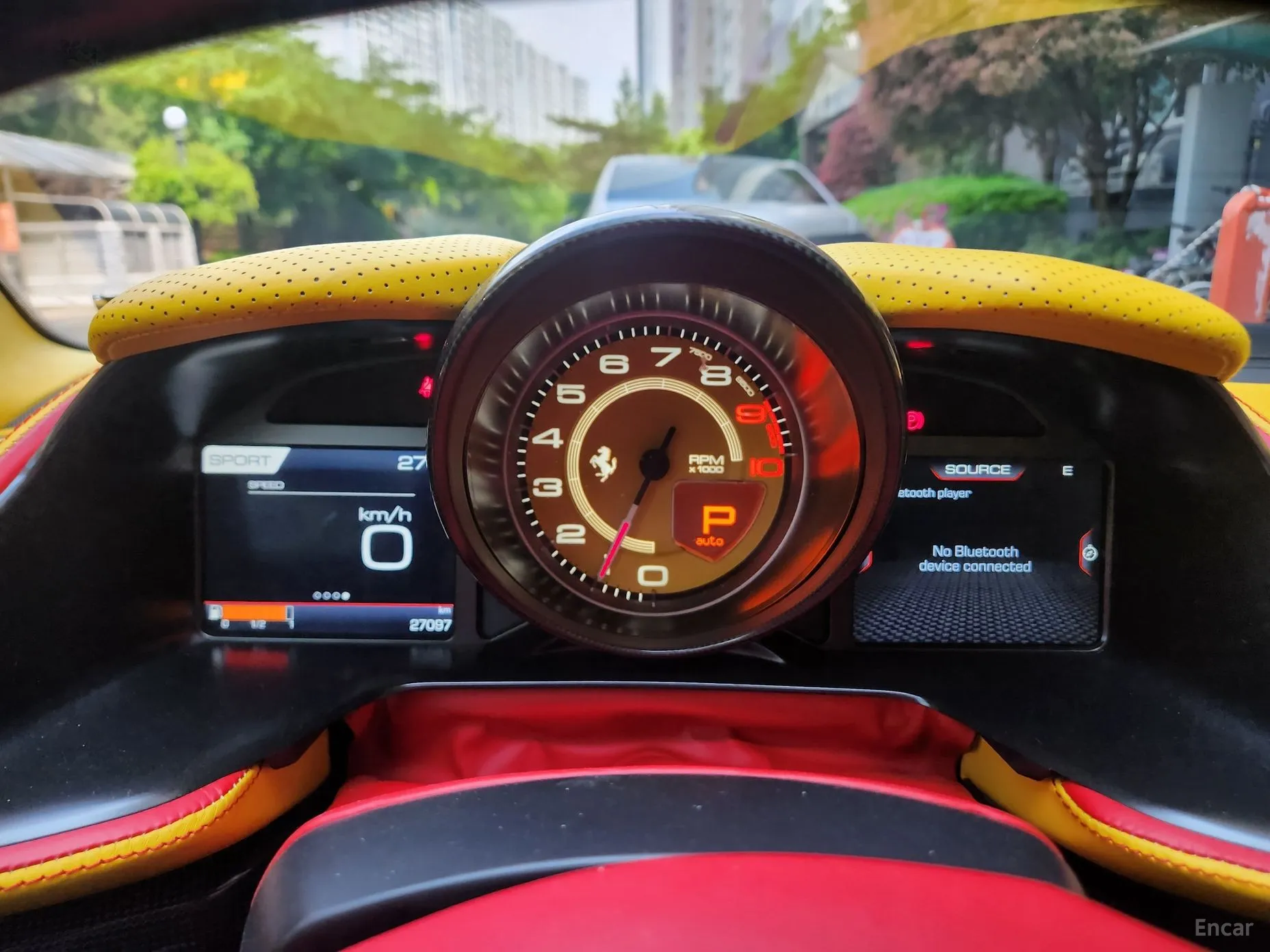 Ferrari 812 Superfast превью 18