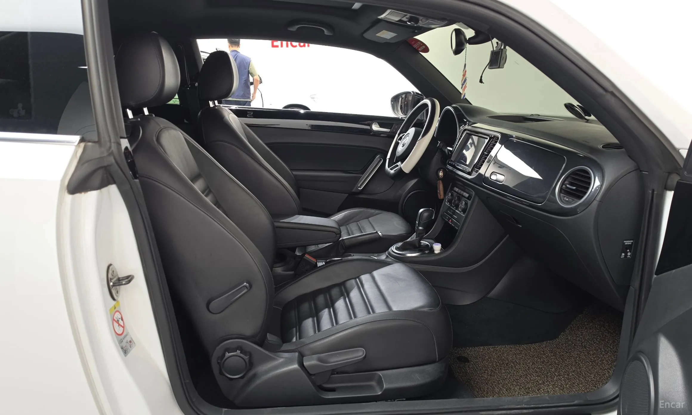 Volkswagen The Beetle превью 11