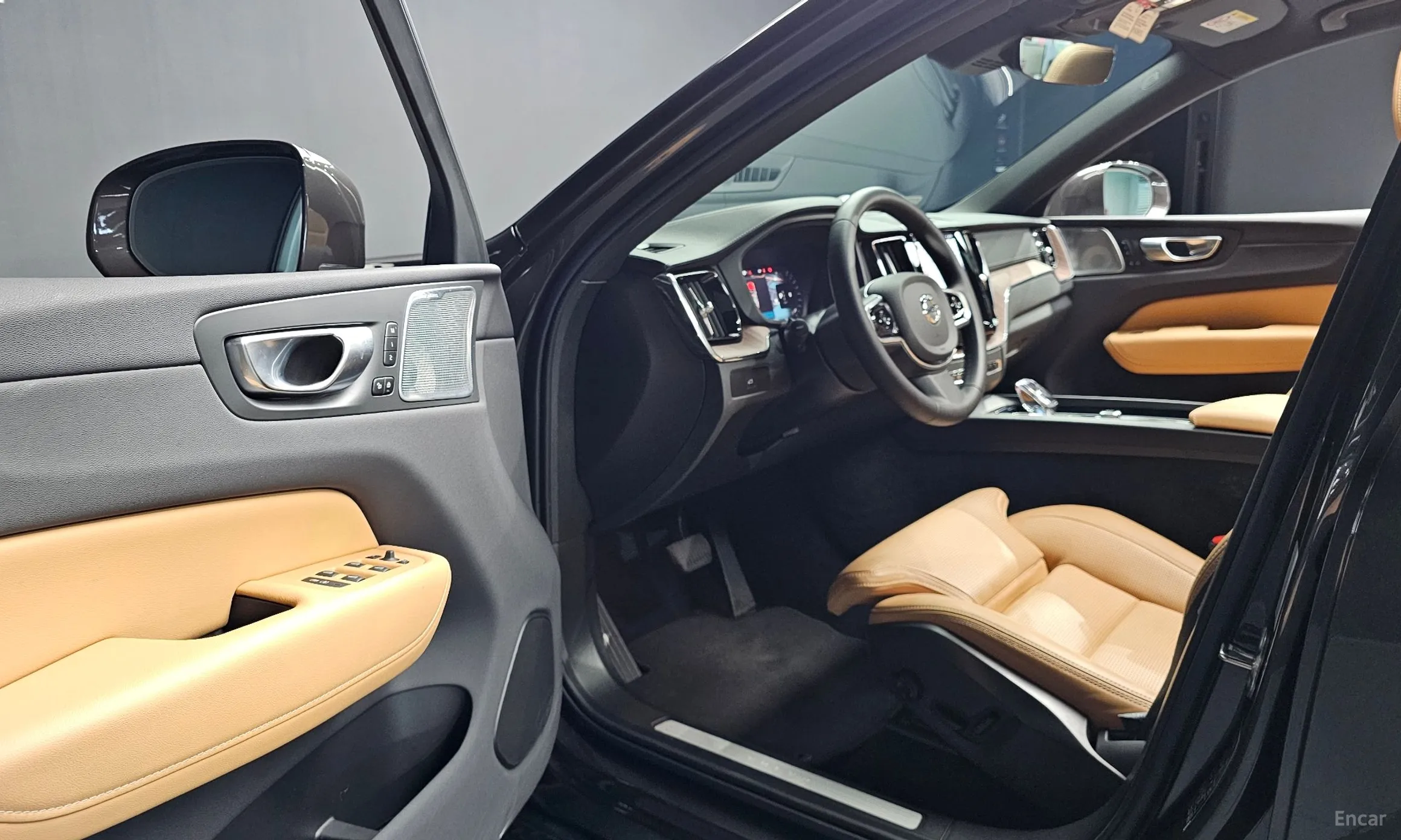 Volvo XC60 Gen 2 превью 10