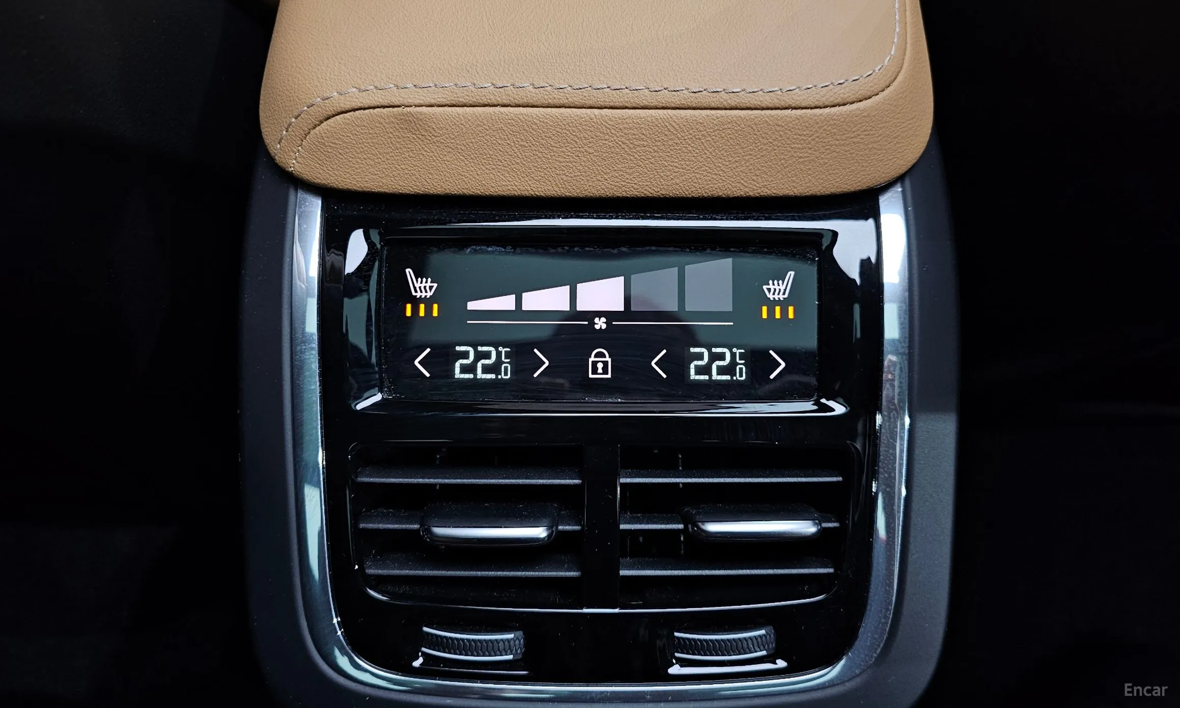 Volvo XC60 Gen 2 превью 19
