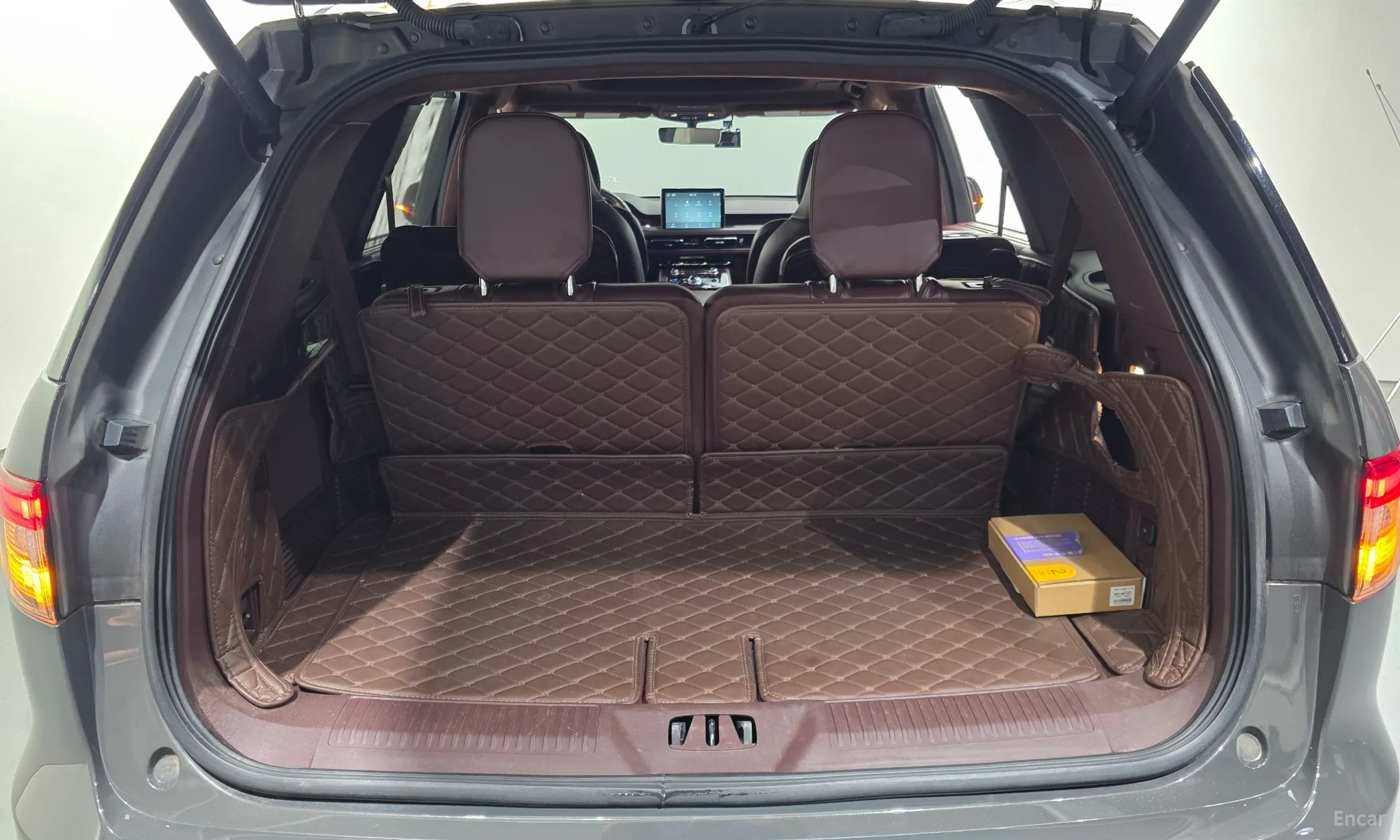 Lincoln Aviator 2nd Generation превью 20