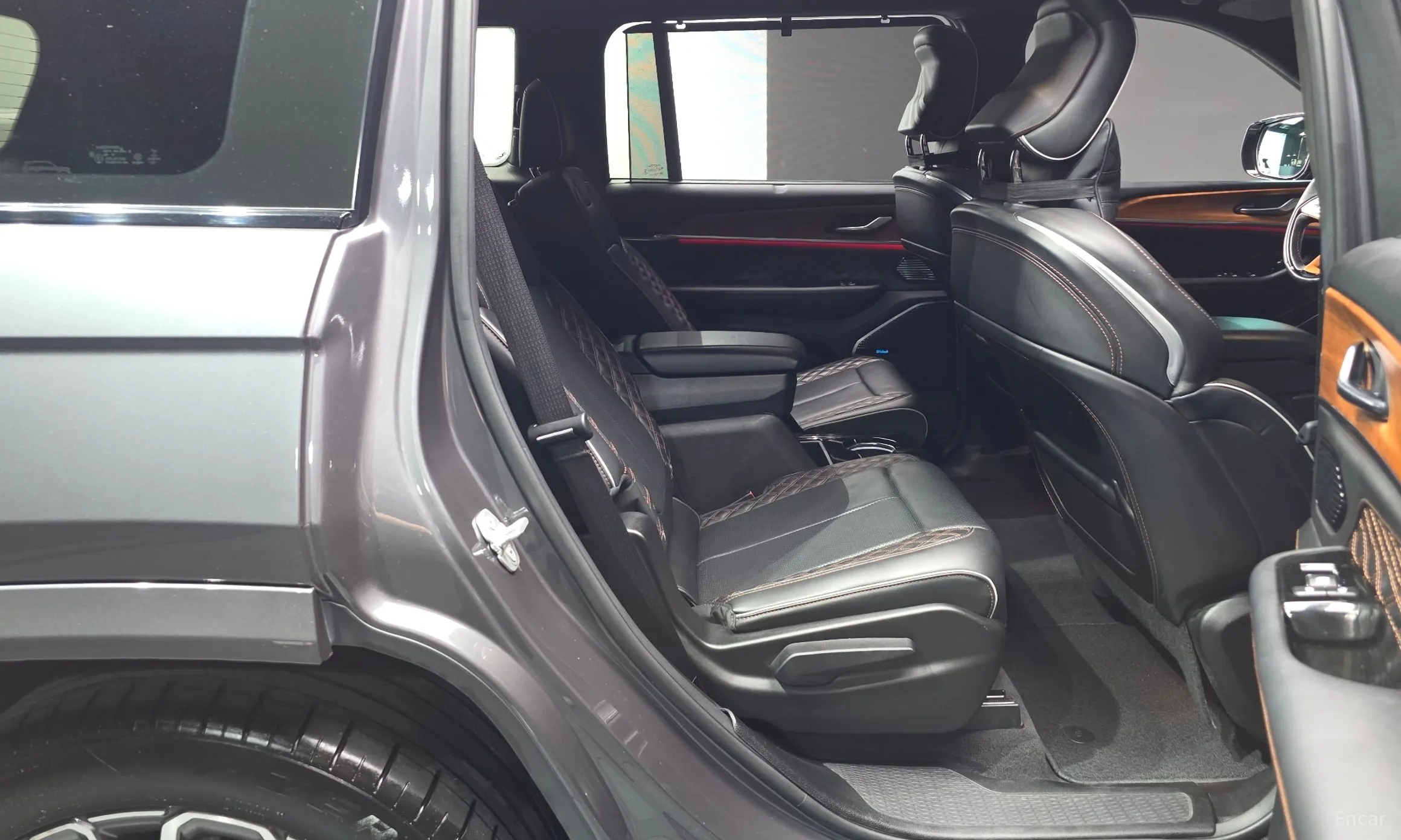 Jeep Grand Cherokee (WL) превью 11