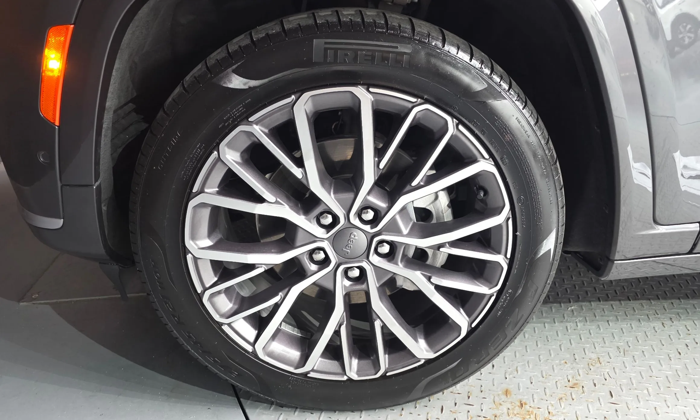 Jeep Grand Cherokee (WL) превью 5