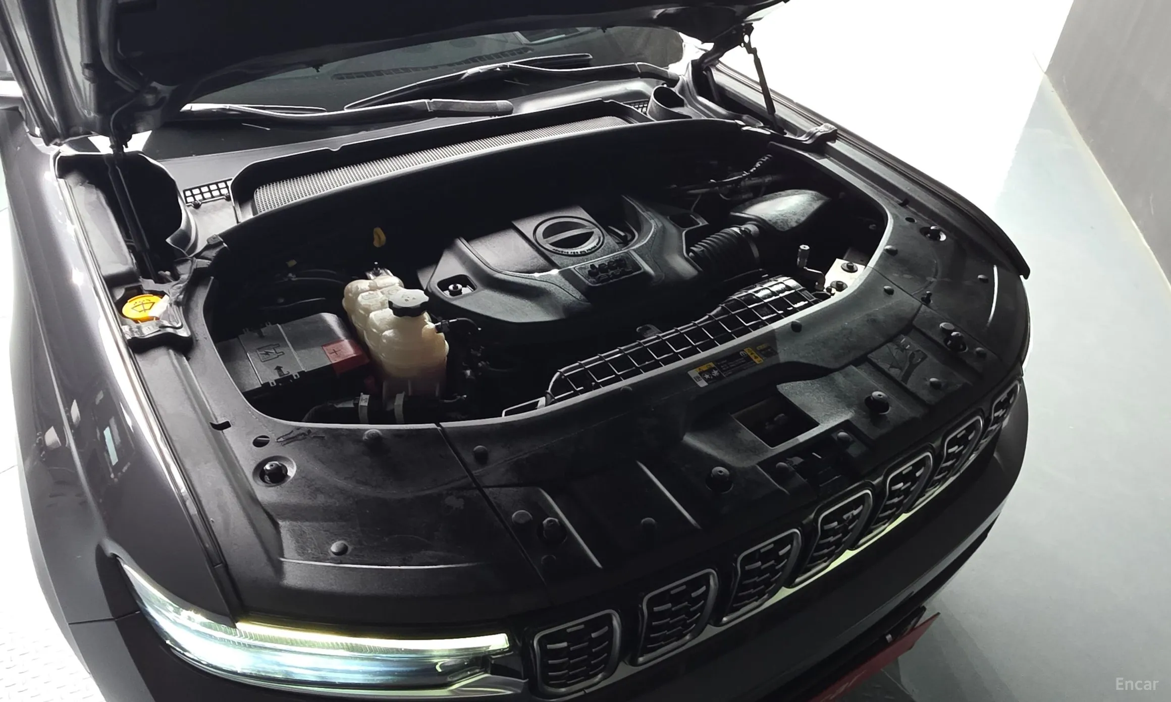 Jeep Grand Cherokee (WL) превью 6