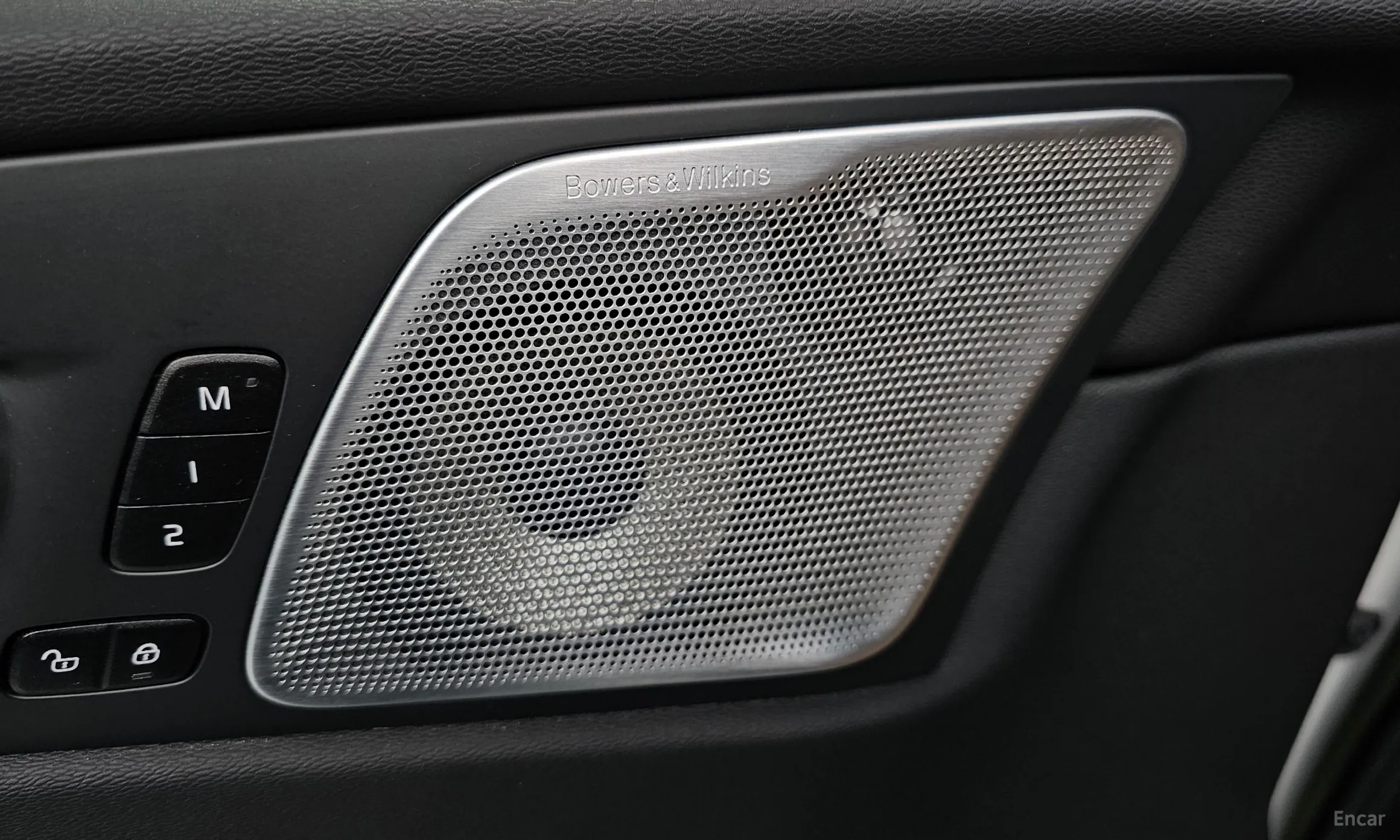Volvo XC60 Gen 2 превью 20