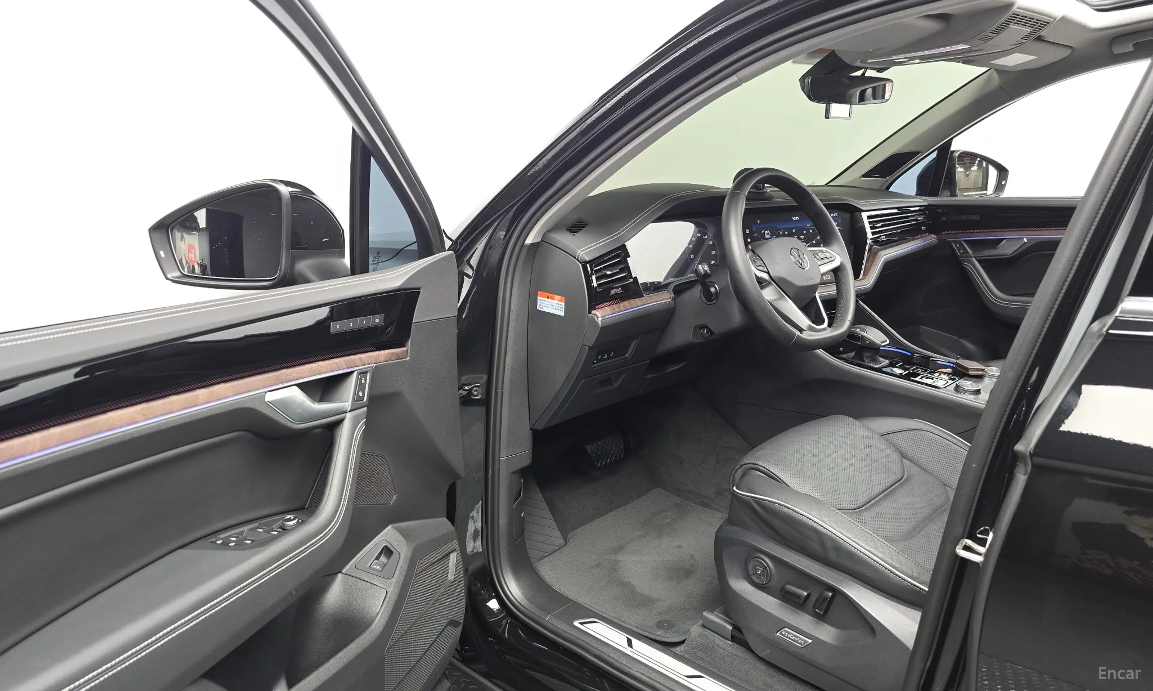 Volkswagen Touareg 3rd Generation превью 10