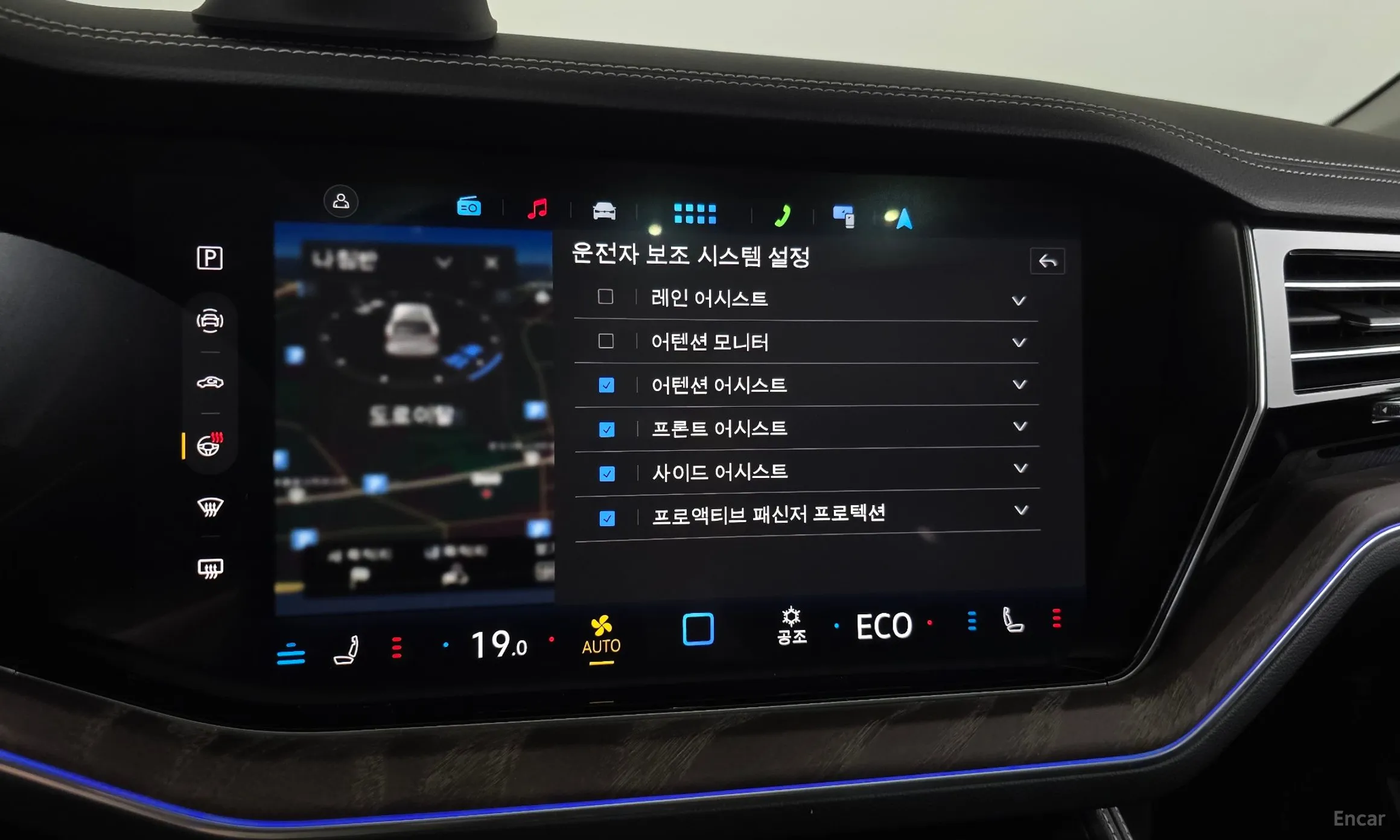 Volkswagen Touareg 3rd Generation превью 16