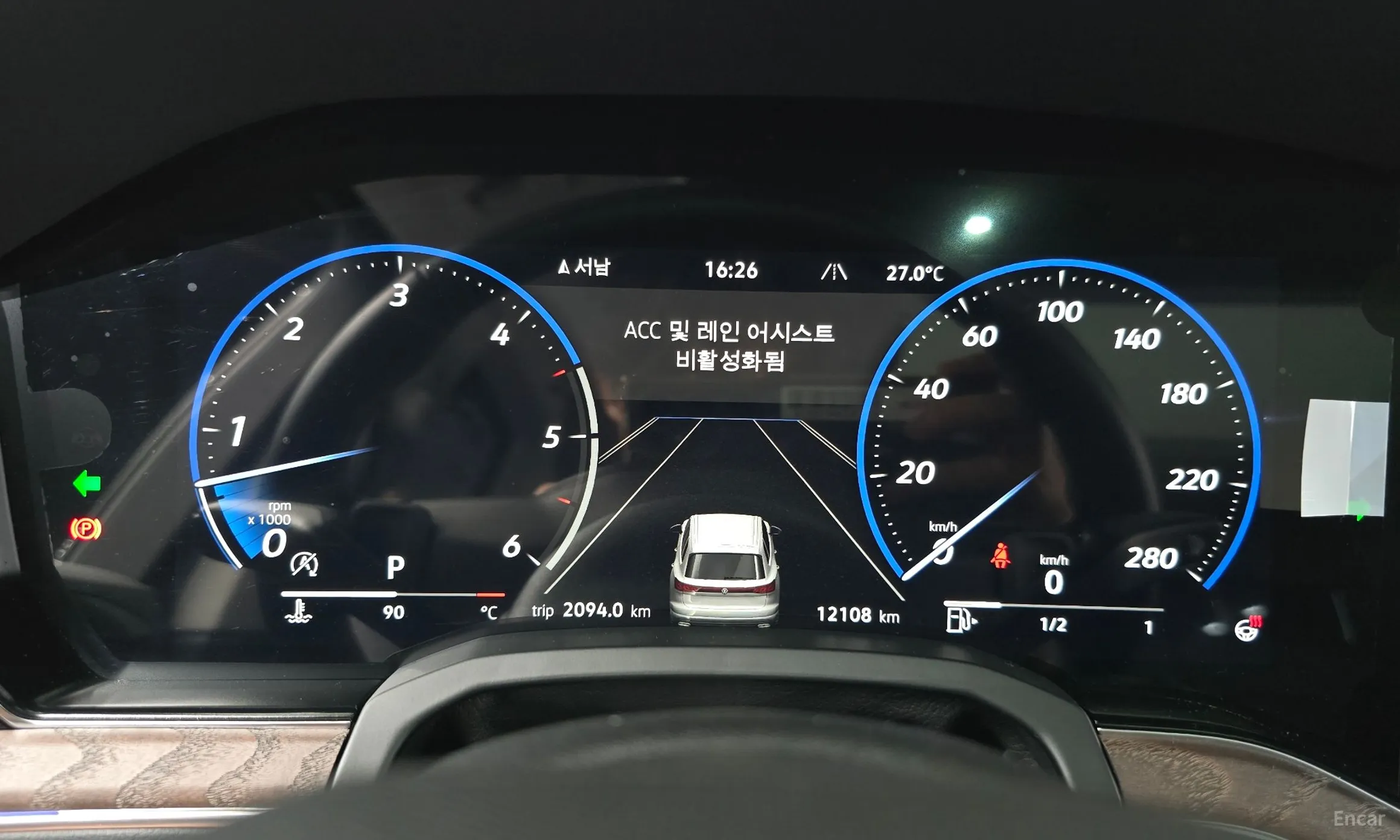 Volkswagen Touareg 3rd Generation превью 8