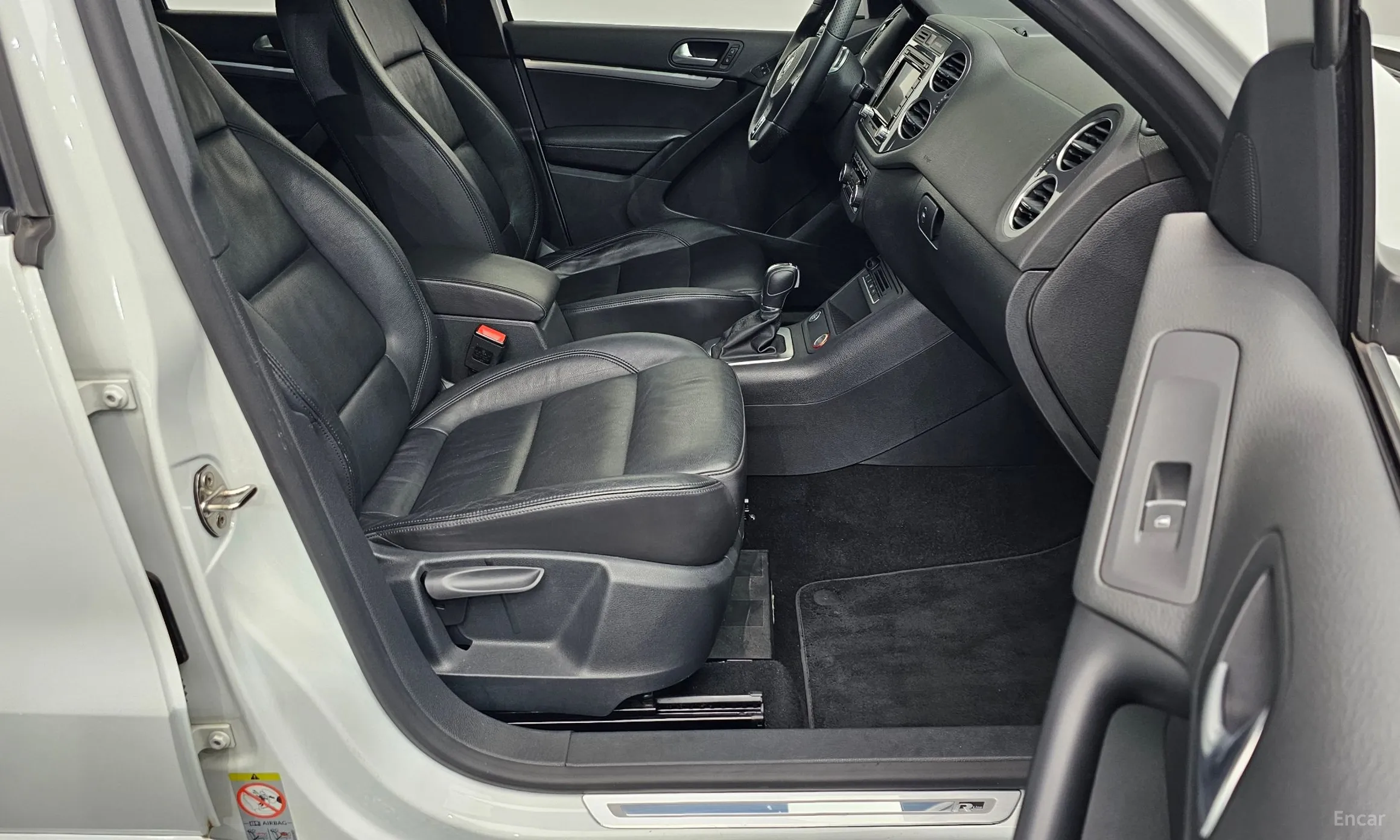 Volkswagen New Tiguan превью 11