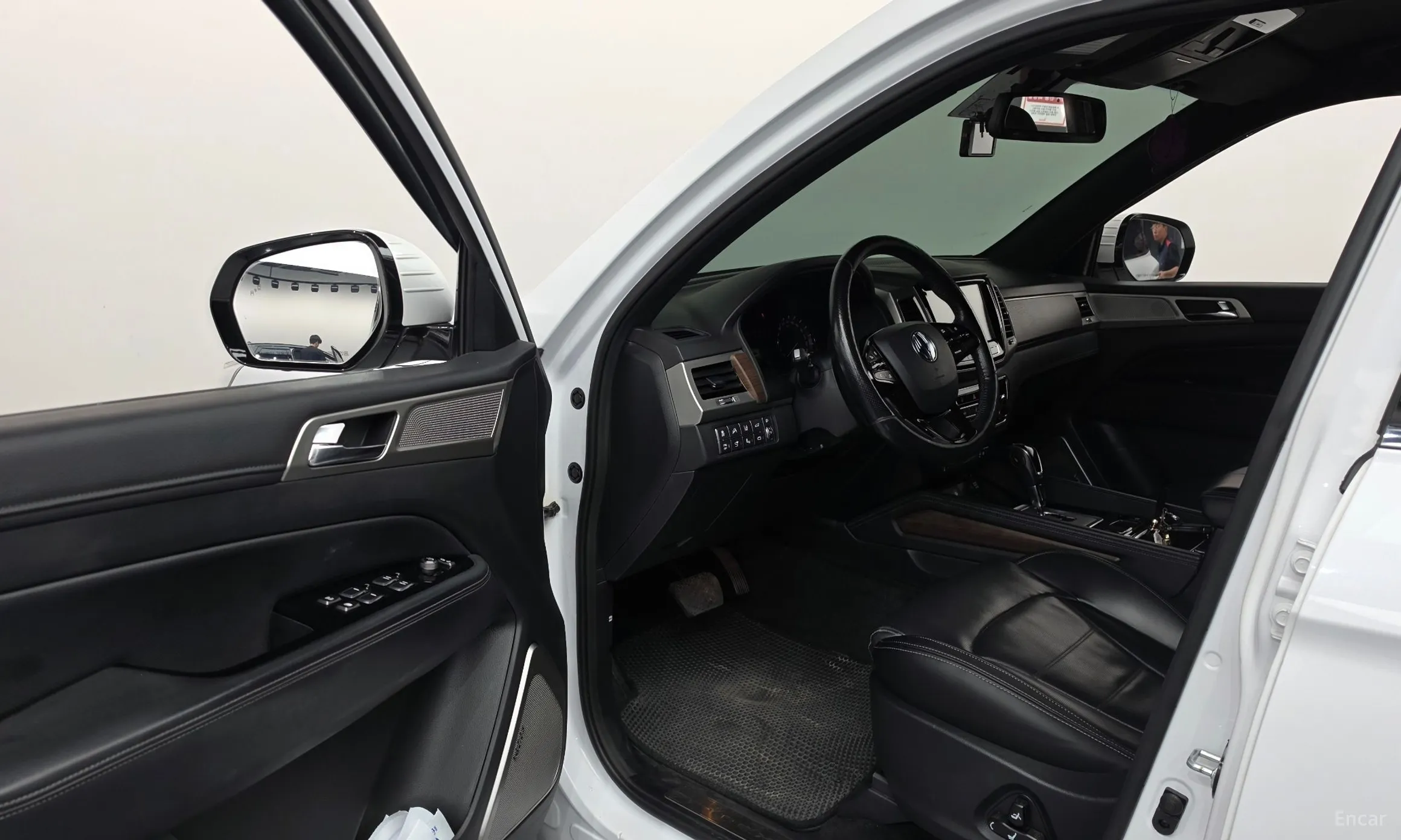 KG Mobility (SsangYong) G4 Rexton превью 10