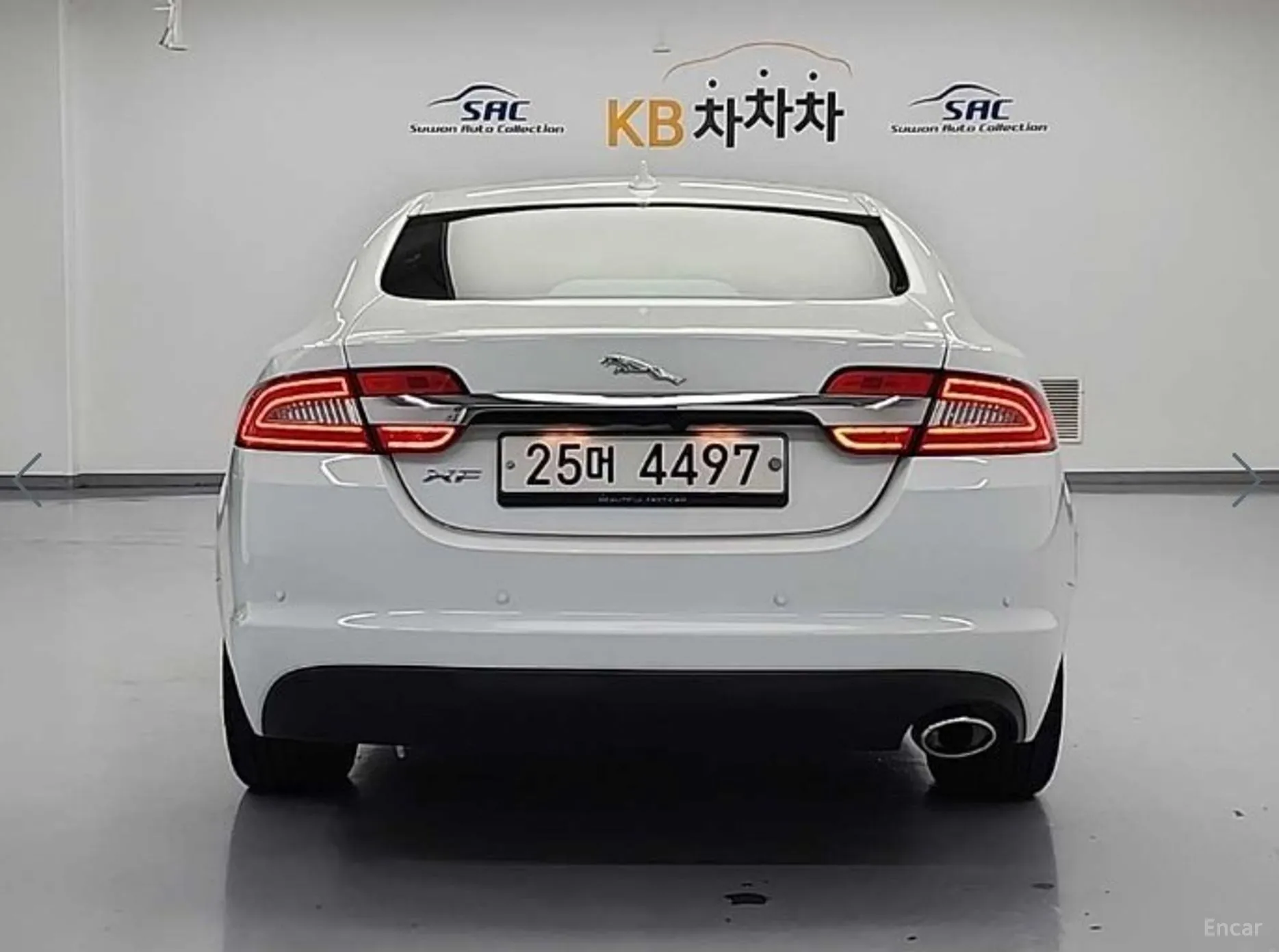 Jaguar New XF превью 3