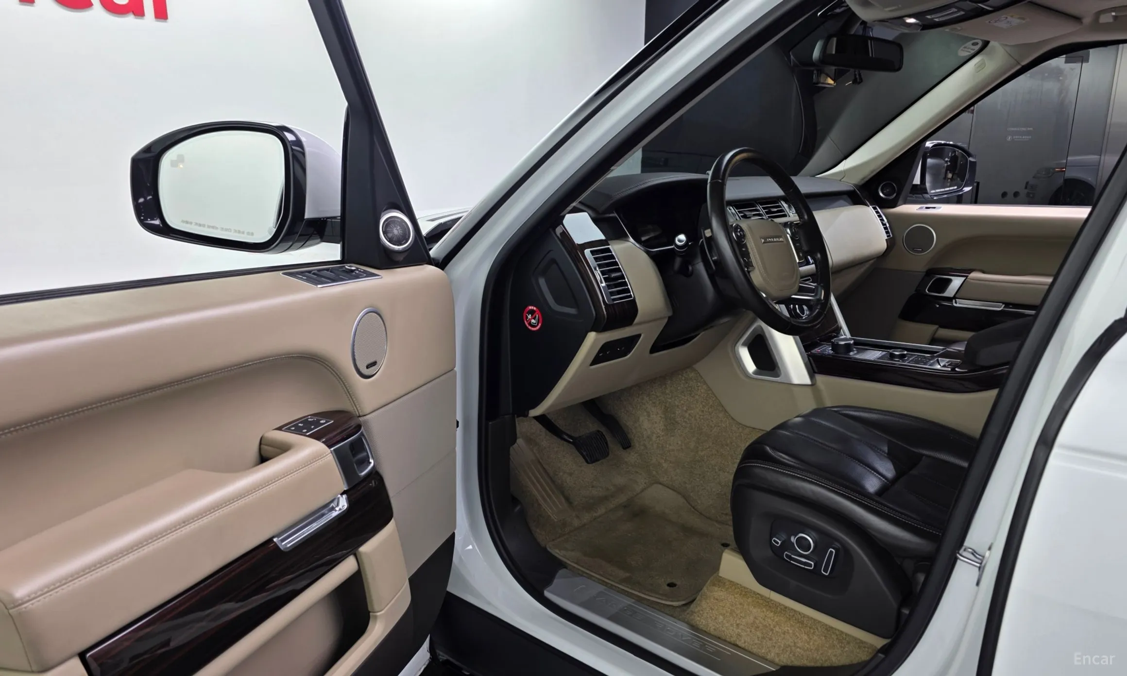 Land Rover Range Rover 4th Generation превью 10