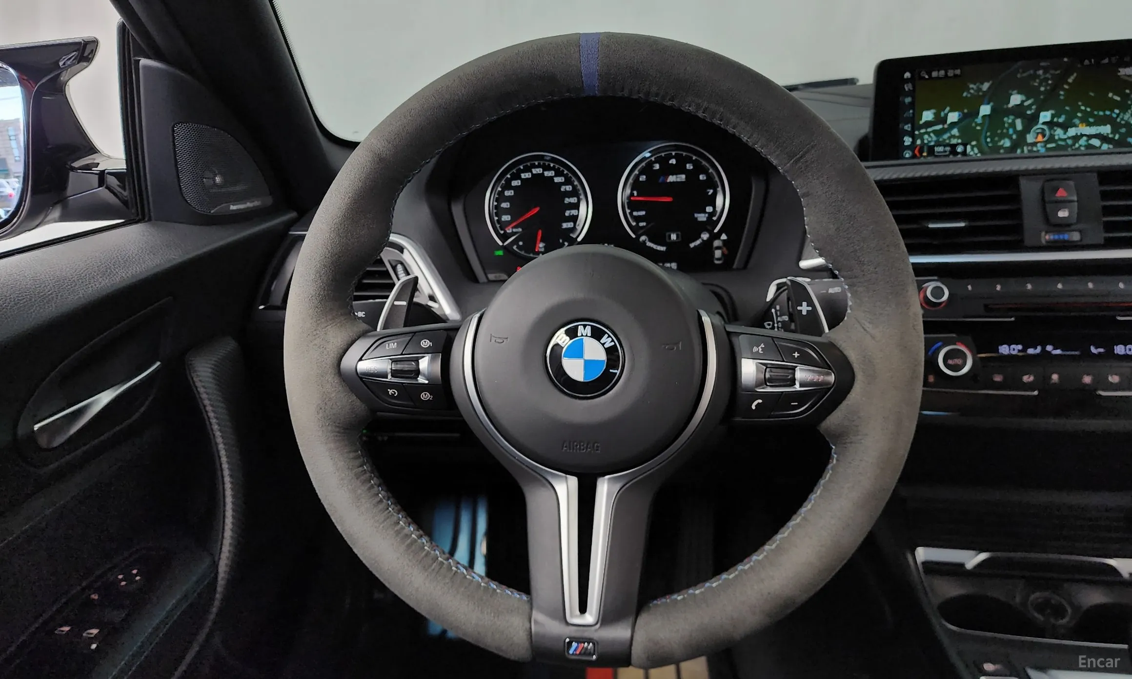 BMW M2 (F87) превью 13