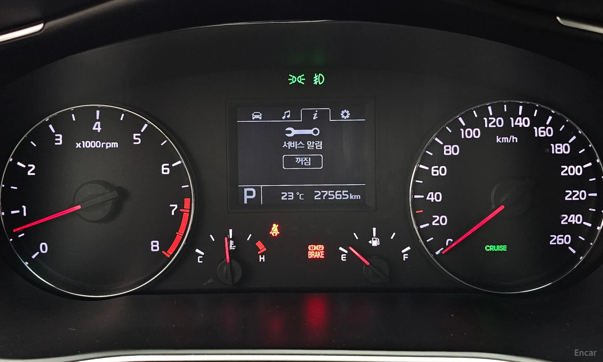 Kia K7 превью 8