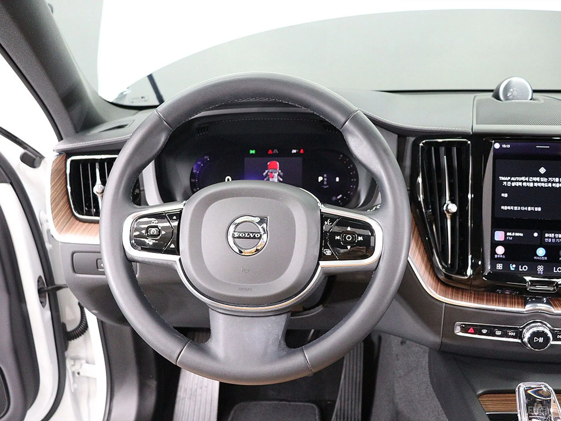 Volvo XC60 Gen 2 превью 15