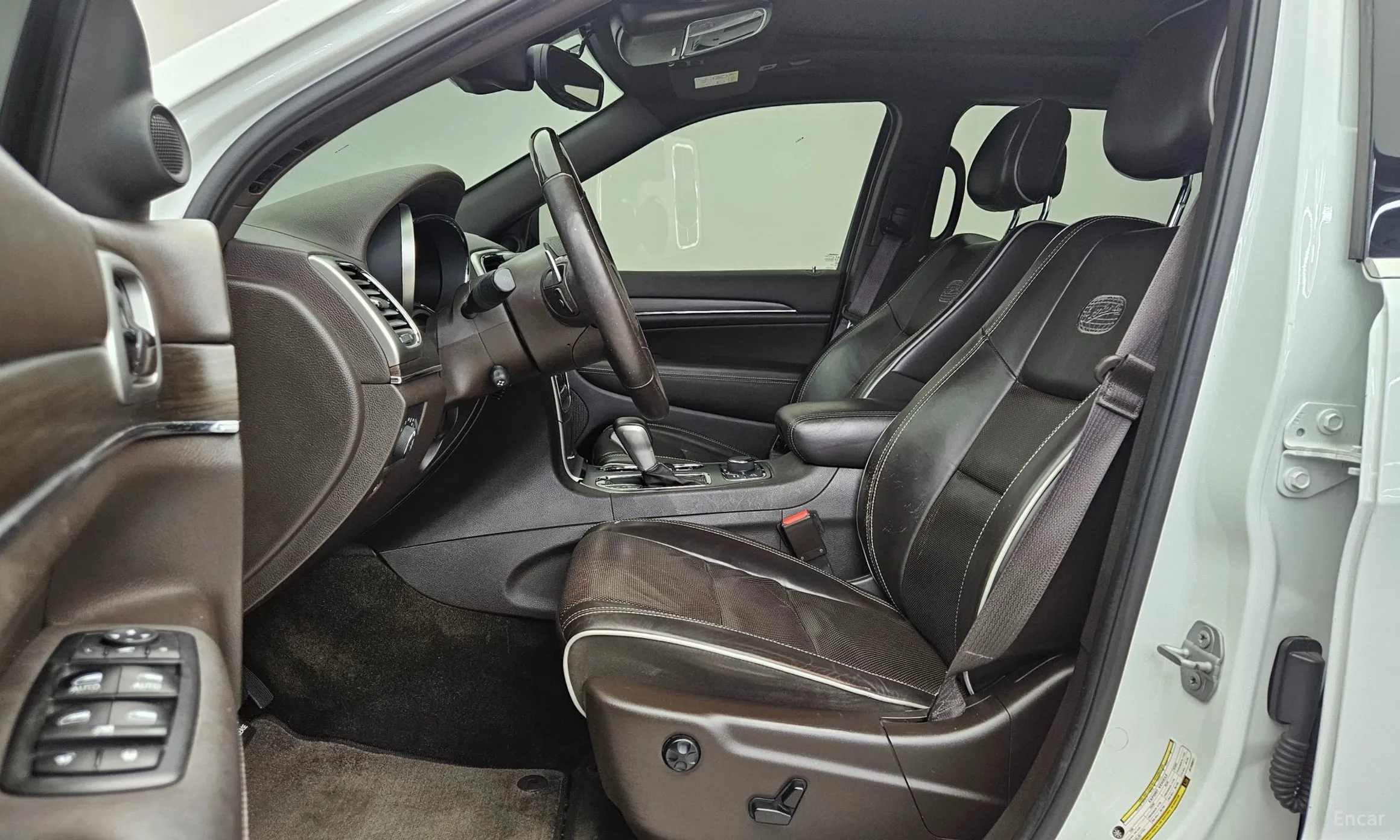 Jeep Grand Cherokee превью 10