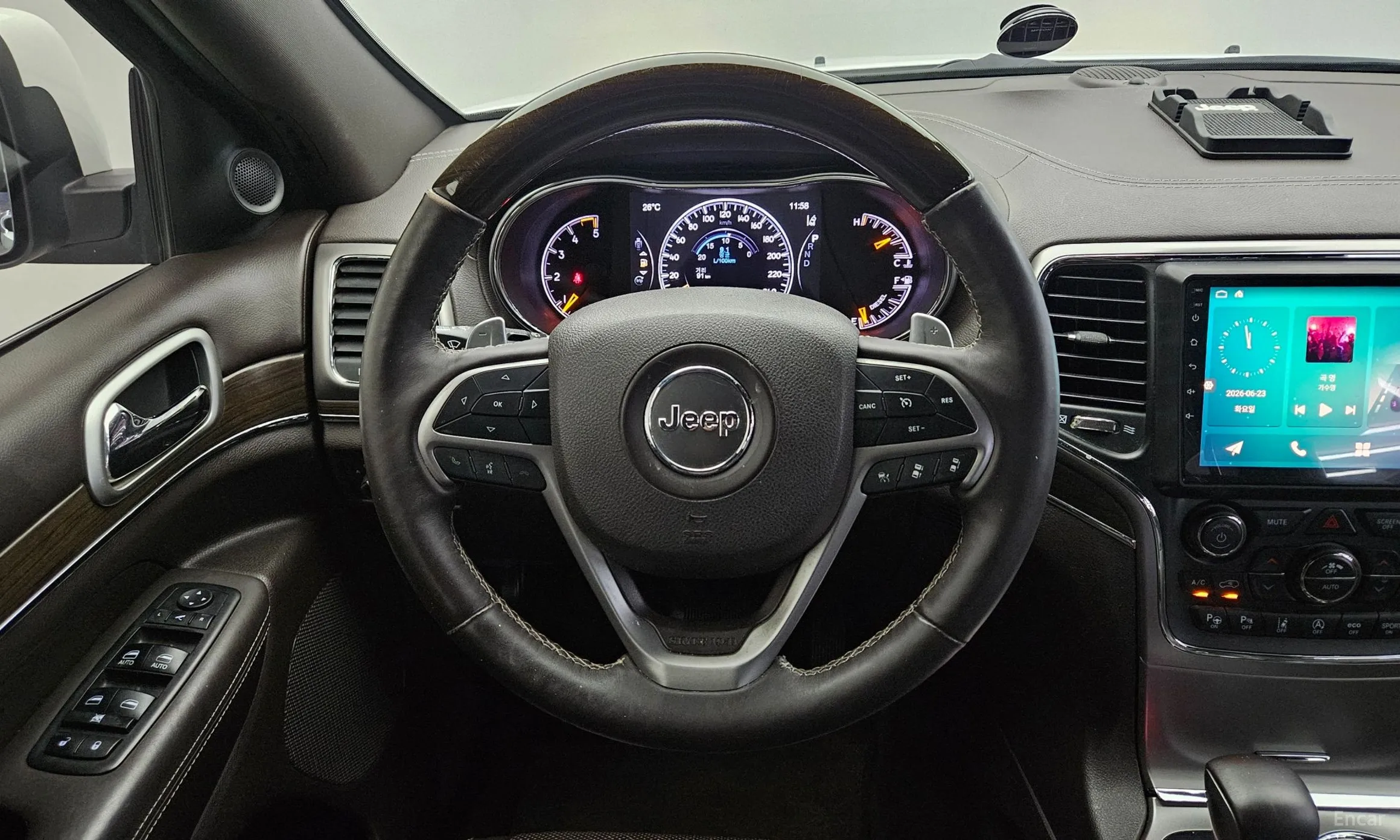 Jeep Grand Cherokee превью 14