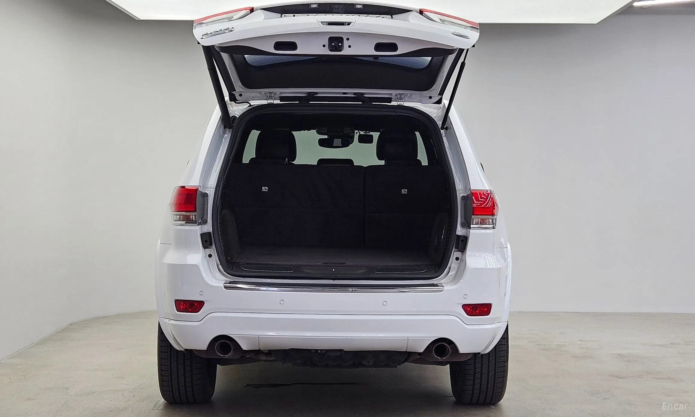 Jeep Grand Cherokee превью 20