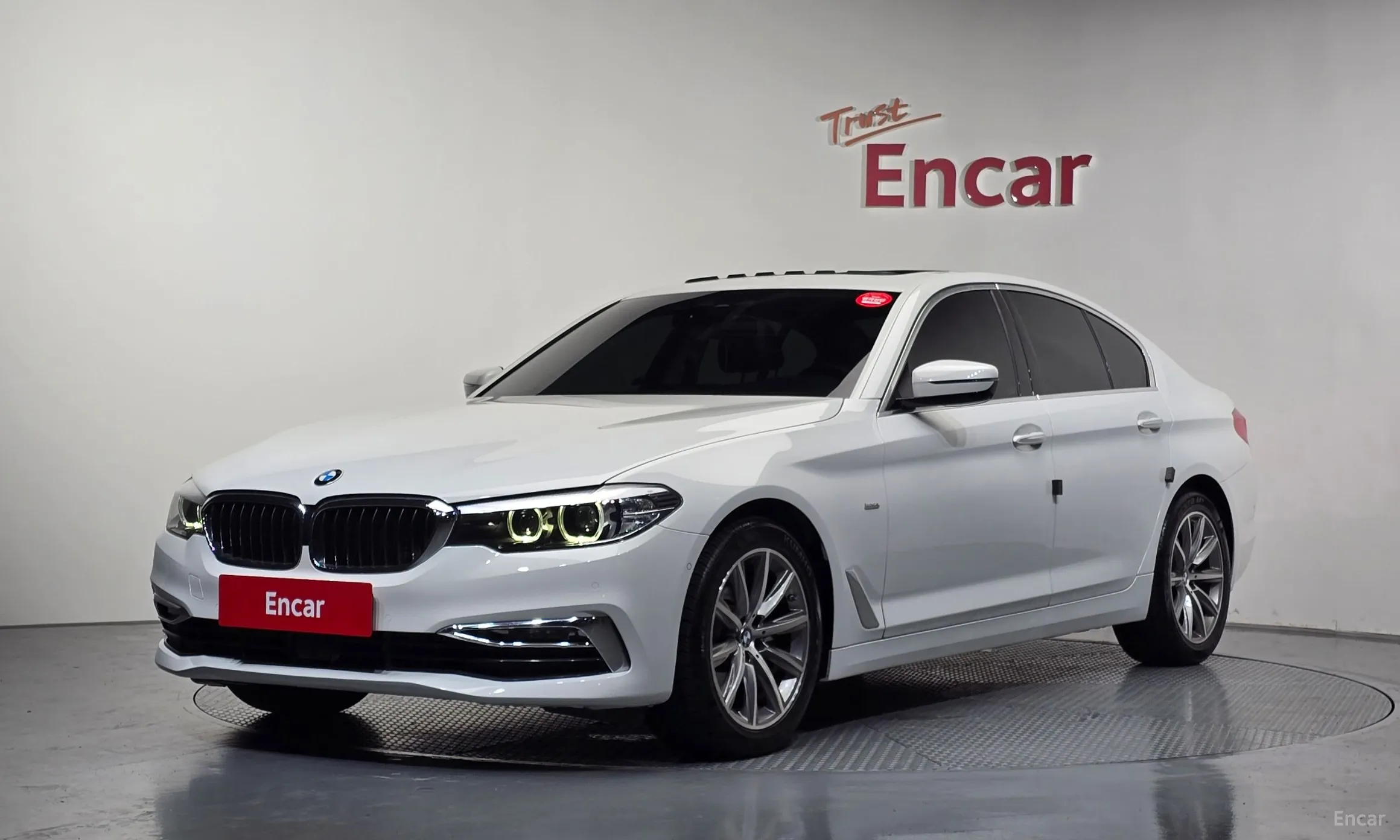 BMW 5 Series (G30)