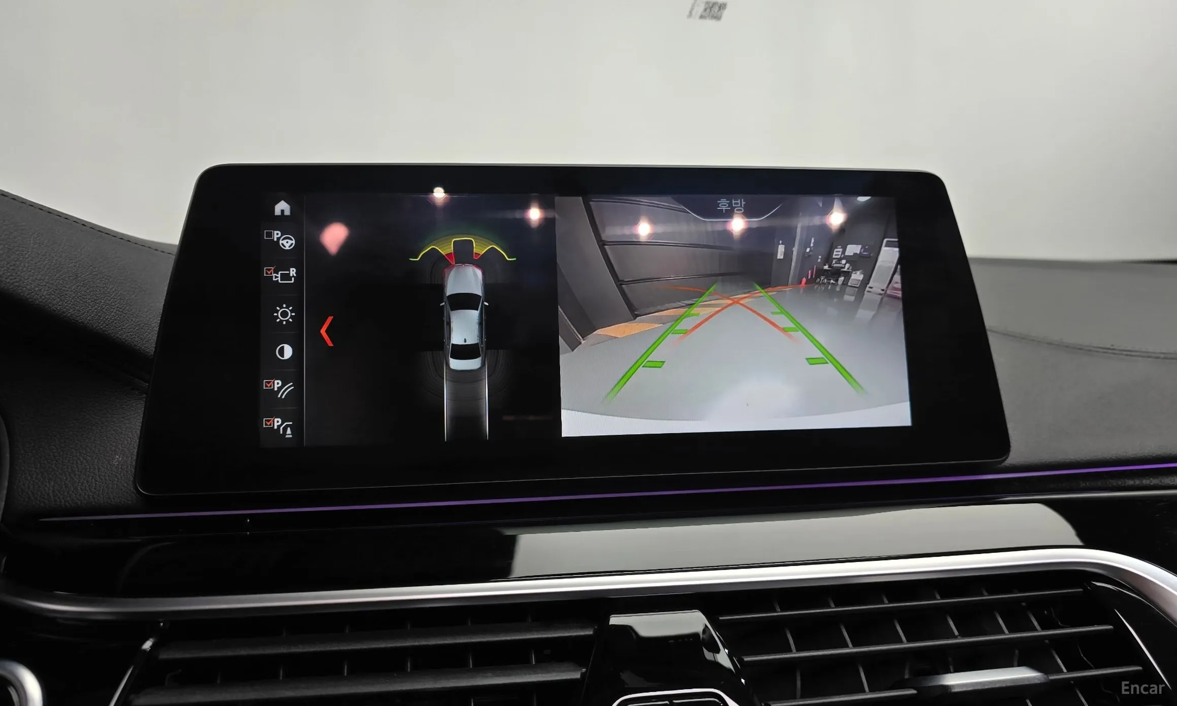 BMW 5 Series (G30) превью 14