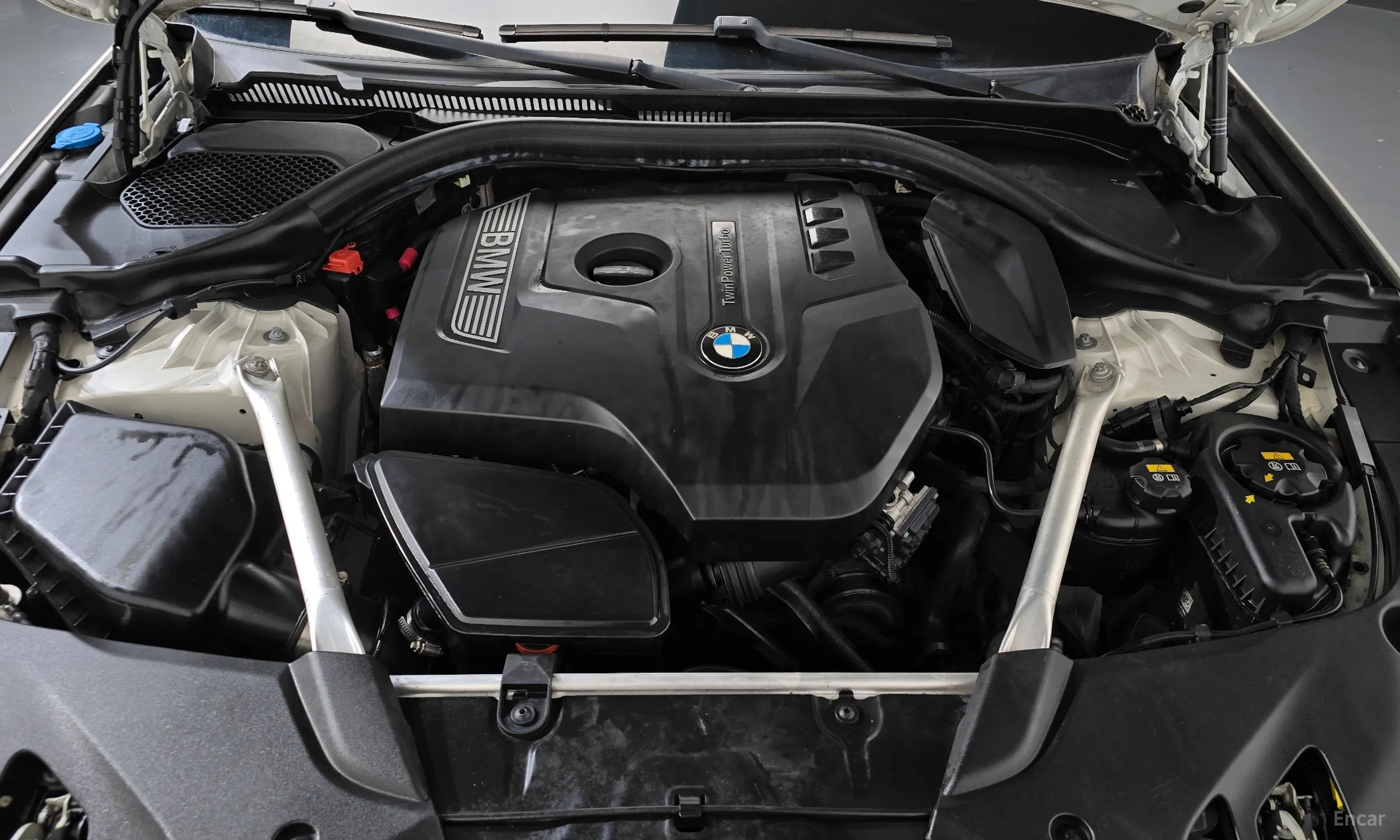 BMW 5 Series (G30) превью 6
