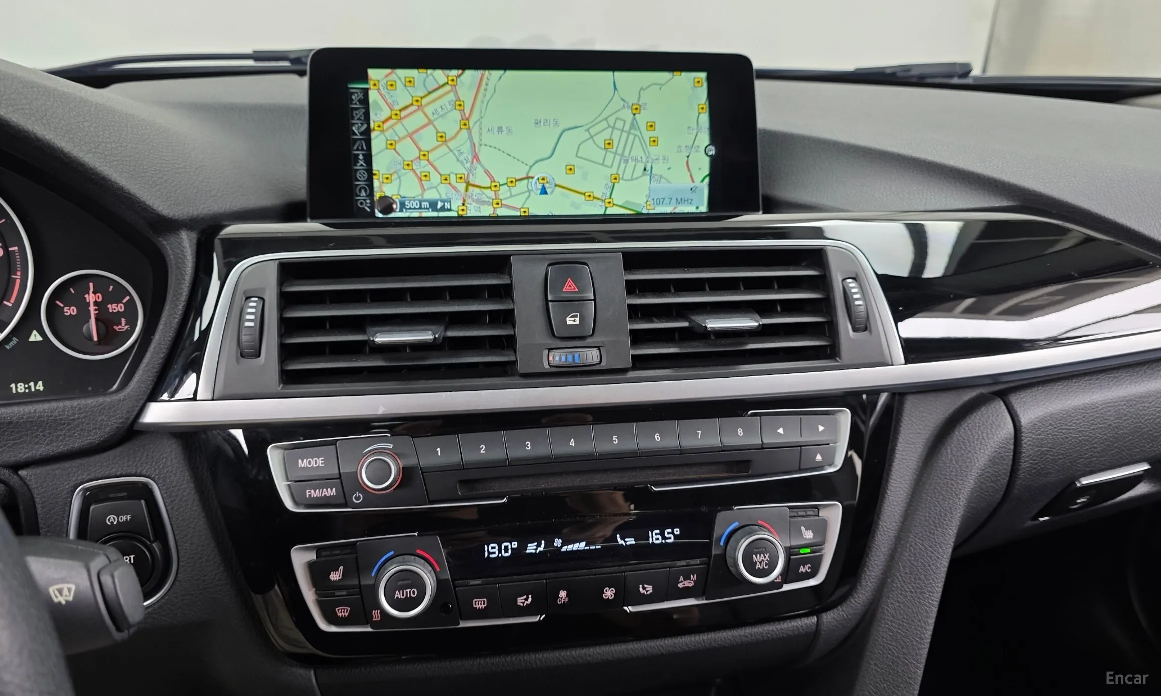 BMW 3 Series (F30) превью 13