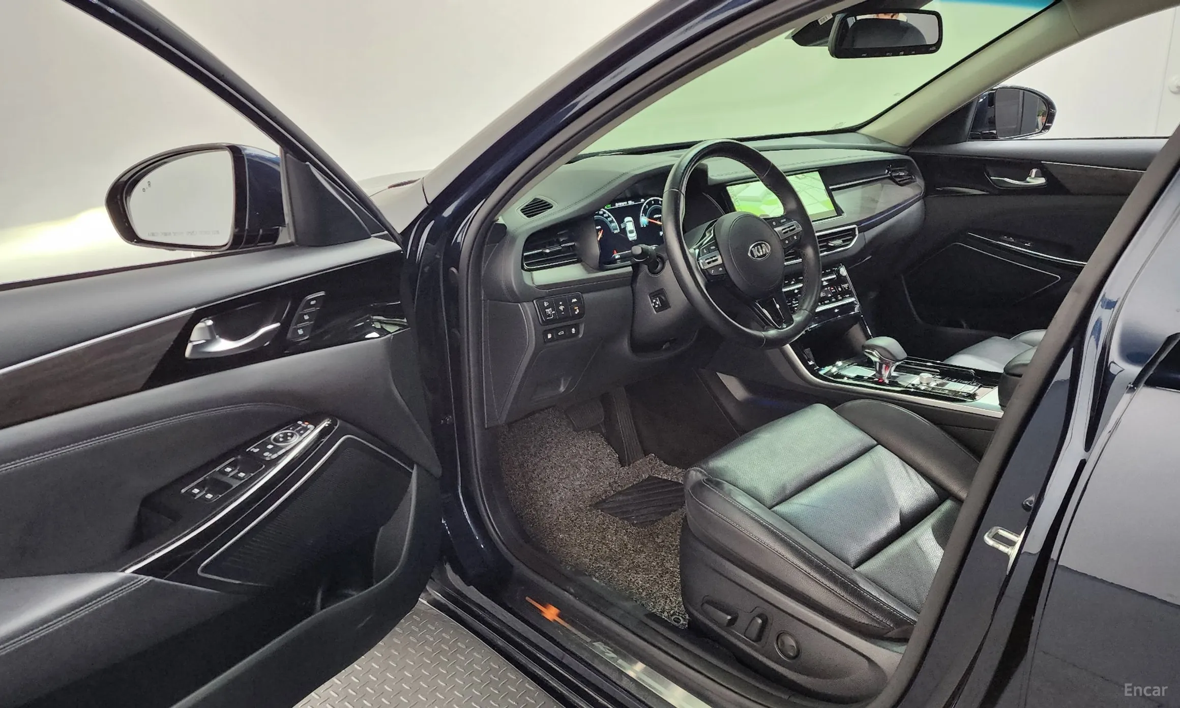 Kia K7 Premier превью 10