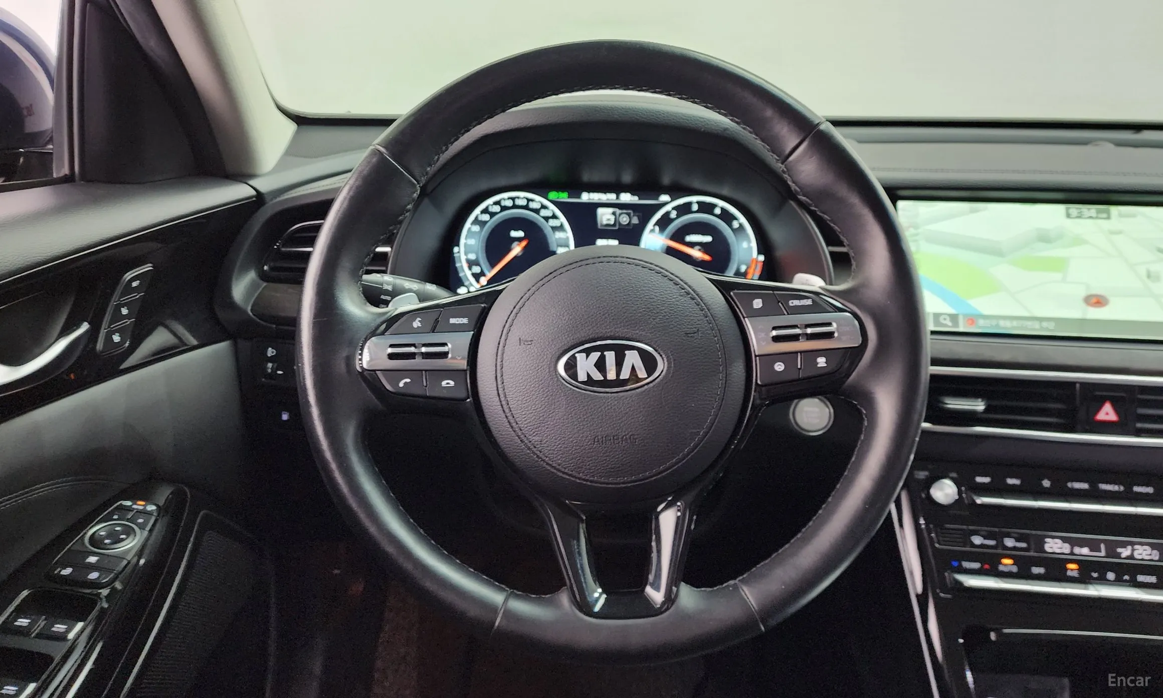 Kia K7 Premier превью 12