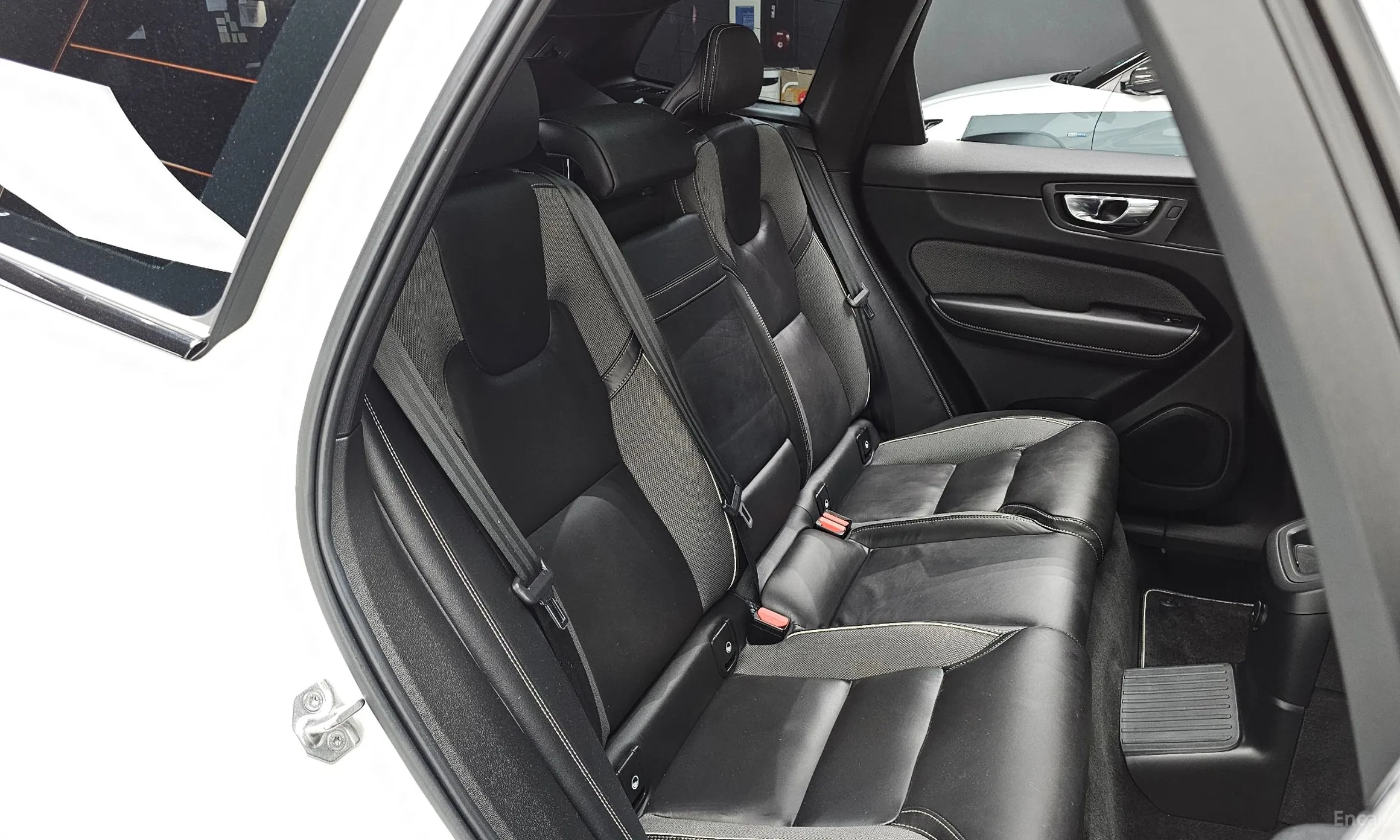 Volvo XC60 Gen 2 превью 11