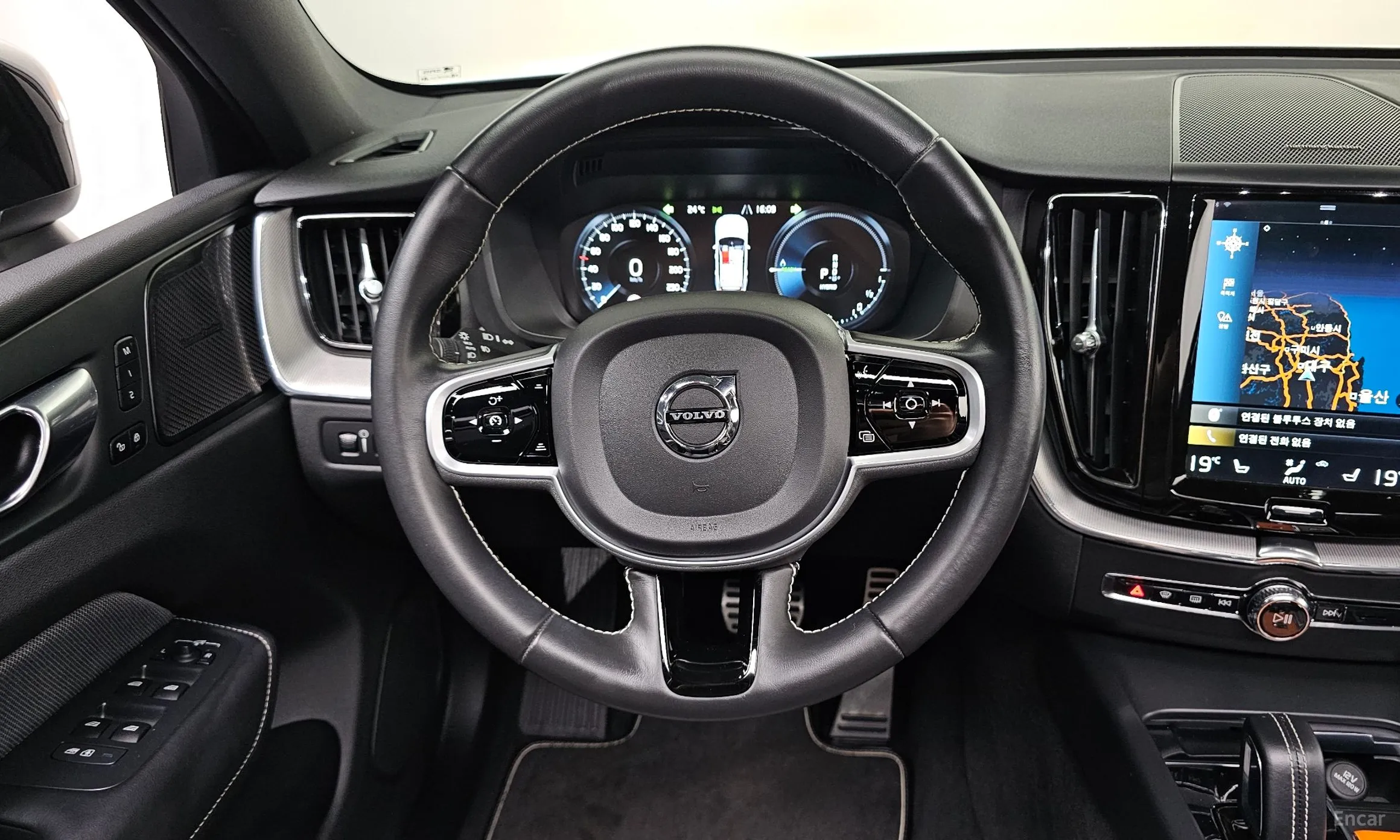 Volvo XC60 Gen 2 превью 13