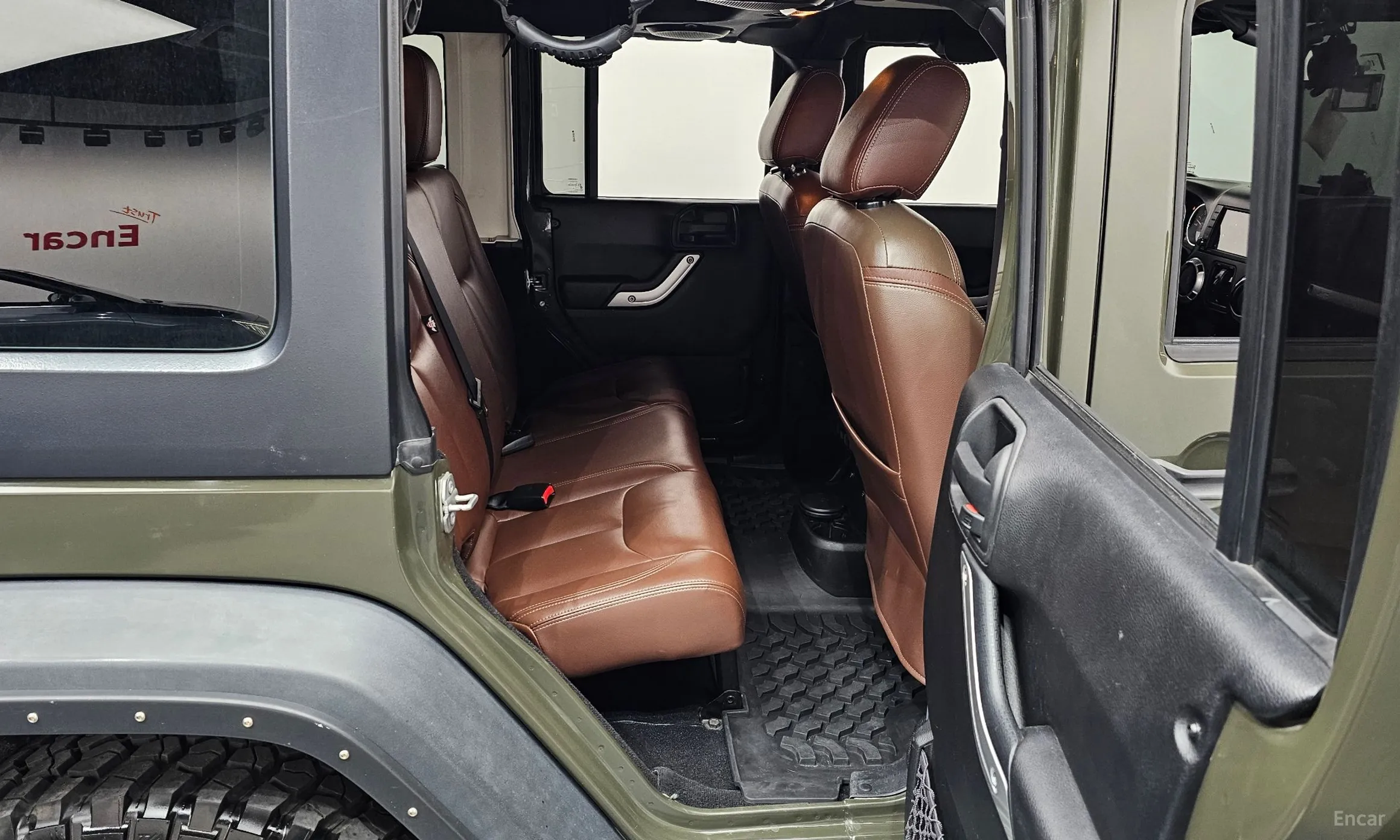 Jeep Wrangler (JK) превью 11
