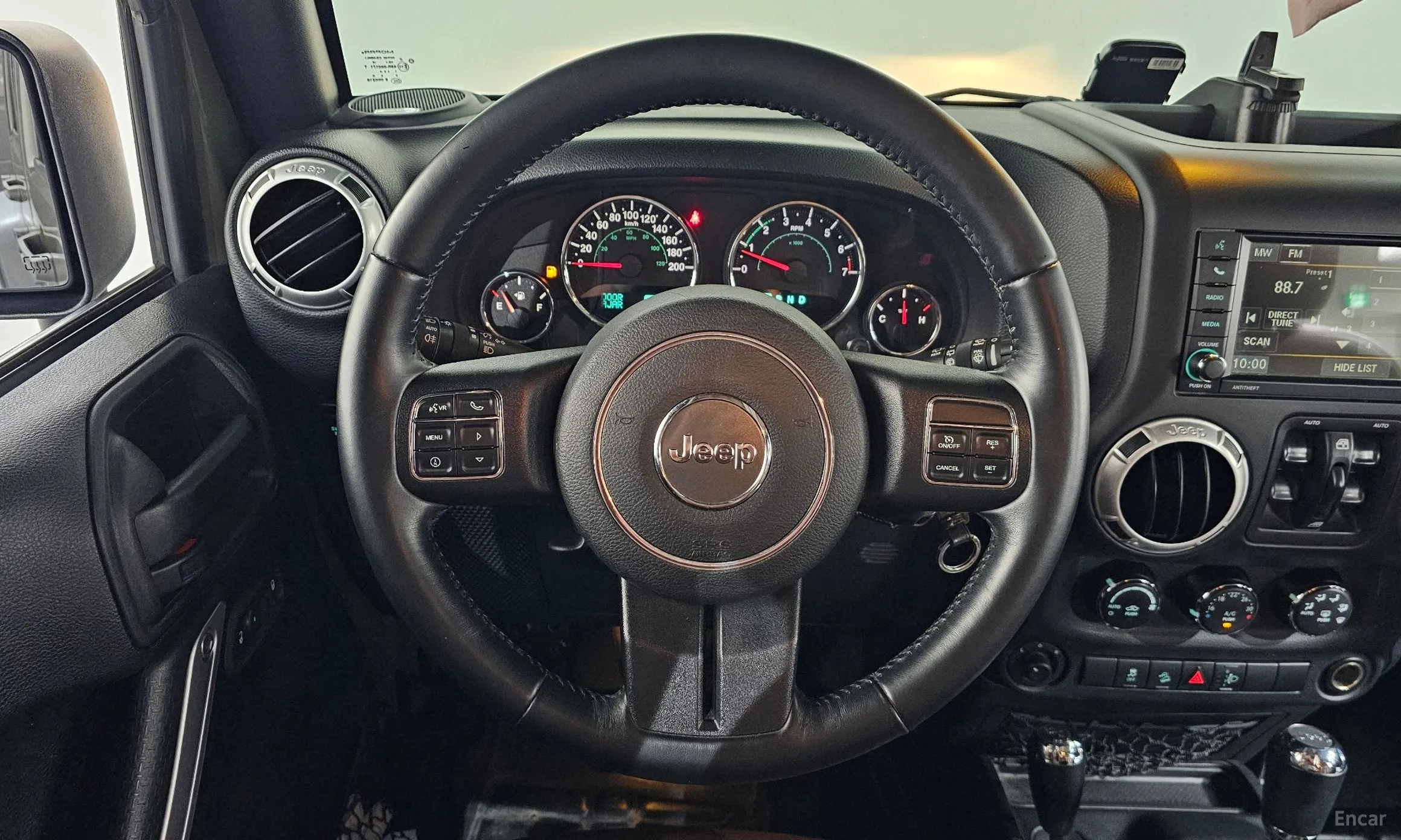 Jeep Wrangler (JK) превью 16