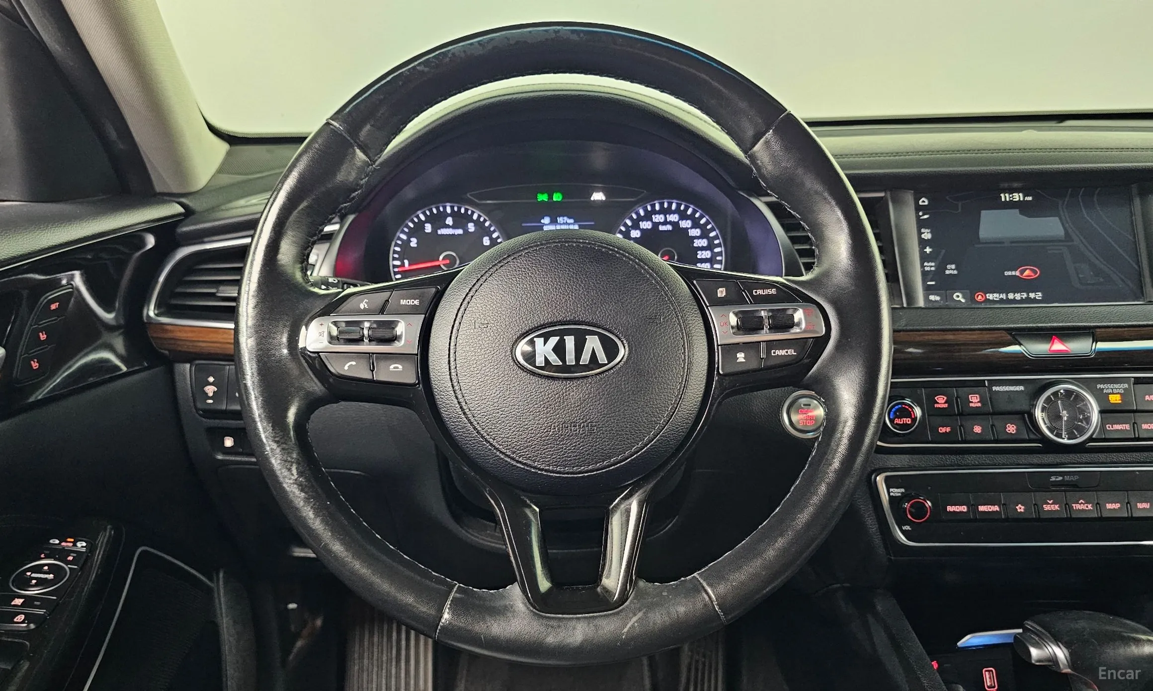 Kia K7 превью 14