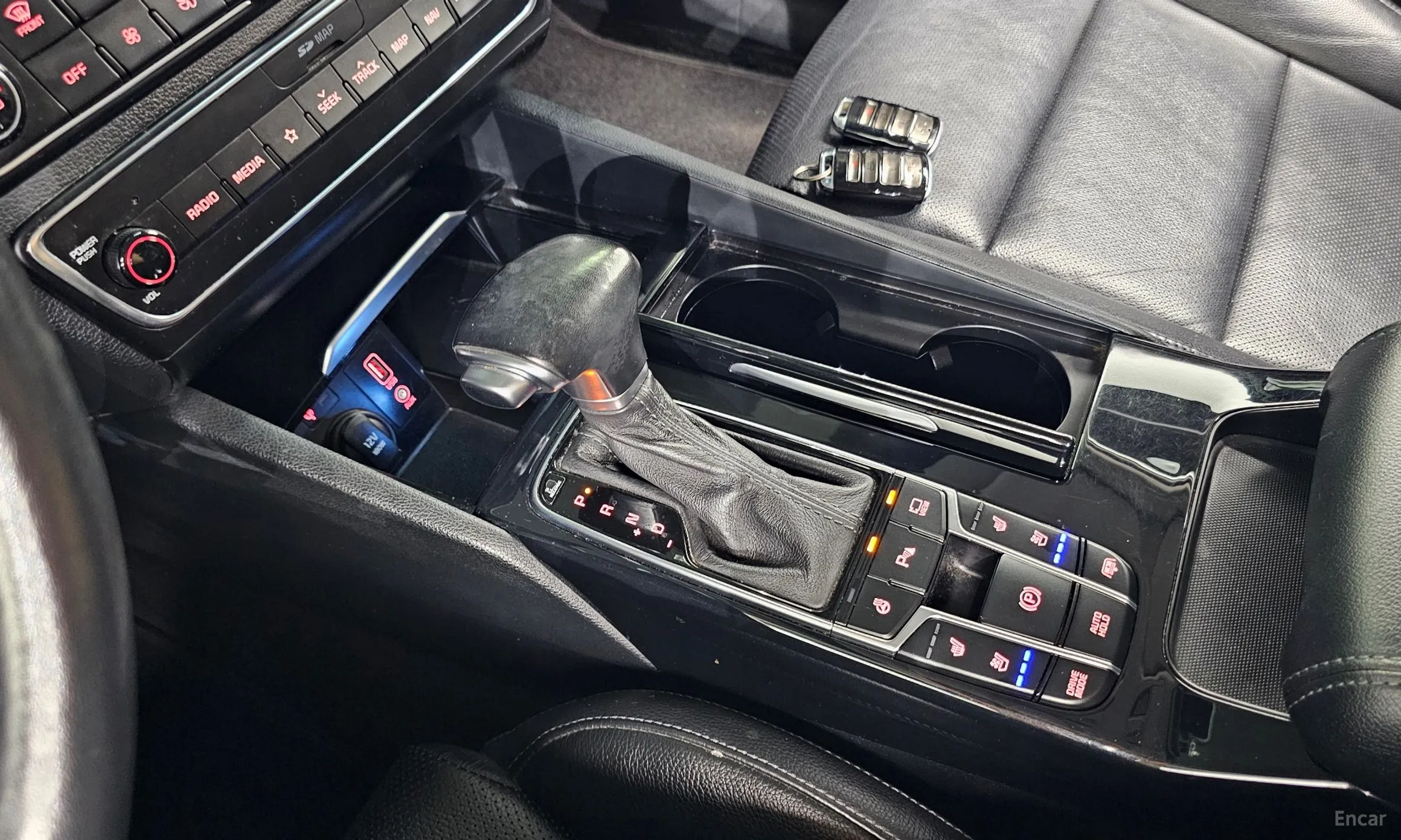 Kia K7 превью 9