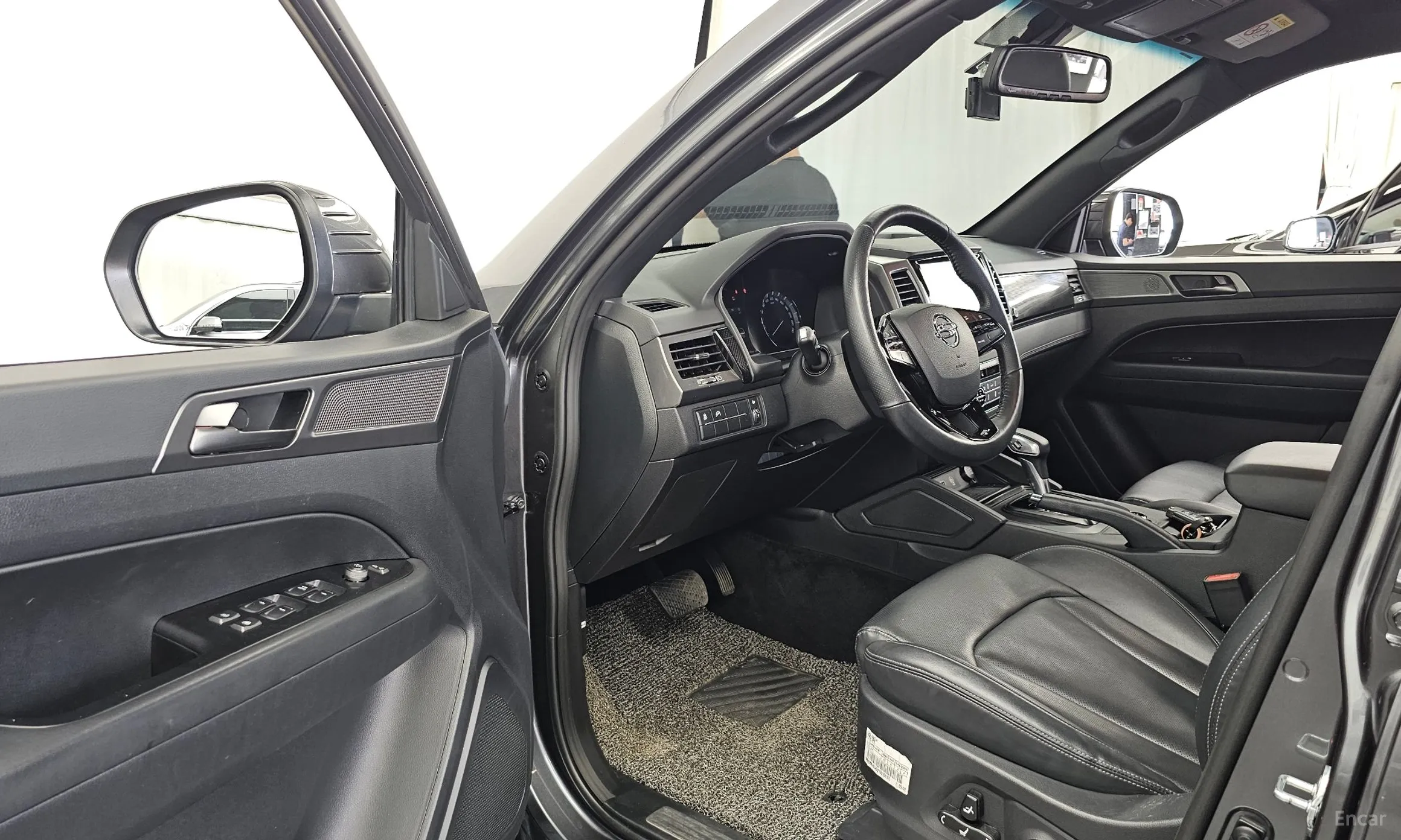 KG Mobility (SsangYong) Rexton Sports Khan превью 10